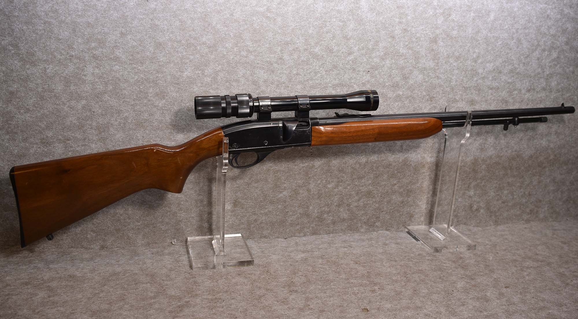 Image of REMINGTON ~ SPEEDMASTER 552 ~ .22 S, L, LR