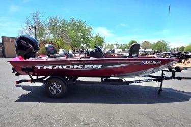 Image of Pre-Owned 2025 Tracker Pro Team 175