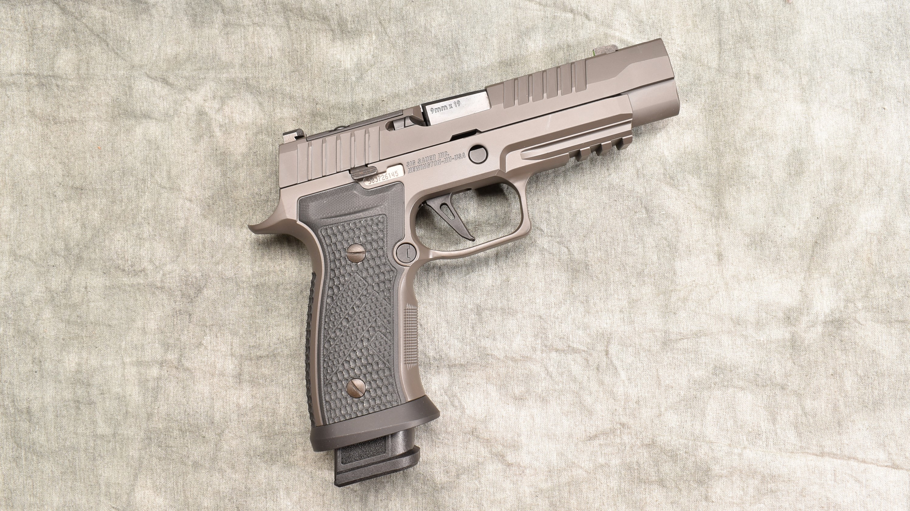Sig Sauer ~ P320 ~ 9MM Luger - Sig Sauer