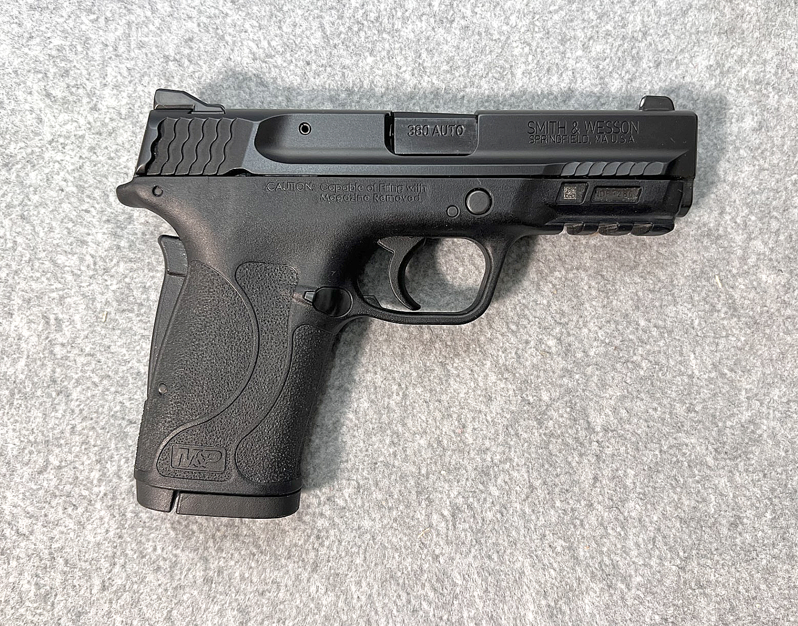 Smith &Wesson ~ EZ Shield ~ 380 ACP - Smith & Wesson