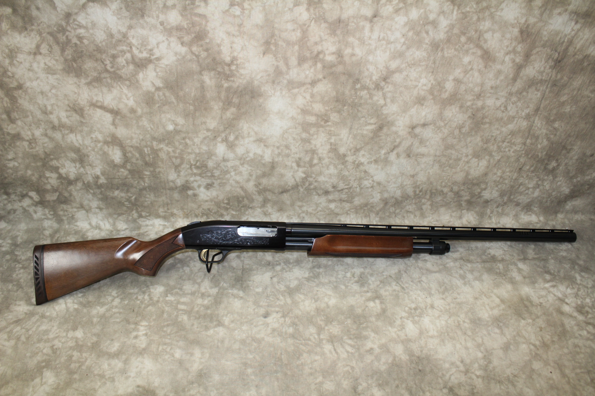 Mossberg~835 Ulti Mag~12-gauge - Mossberg