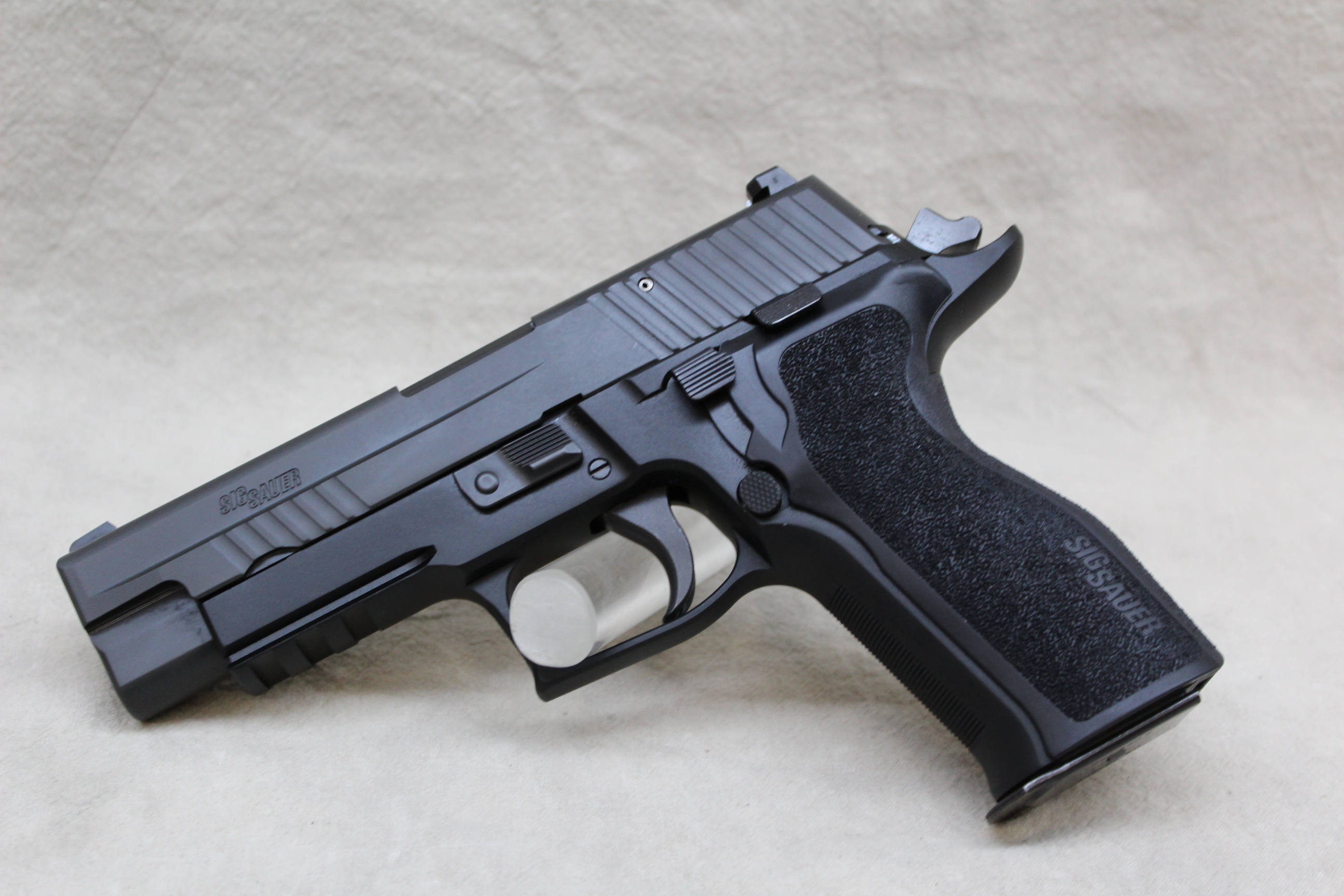 Sig Sauer P226 Elite ~ 9mm Luger ~ - Sig Sauer