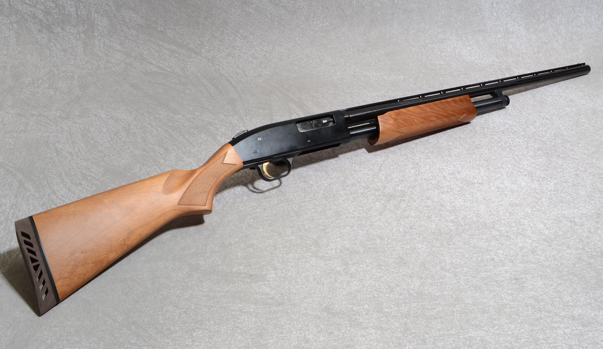Image of Mossberg 500 Shotgun, 20 Gauge, 28 inch Barrel