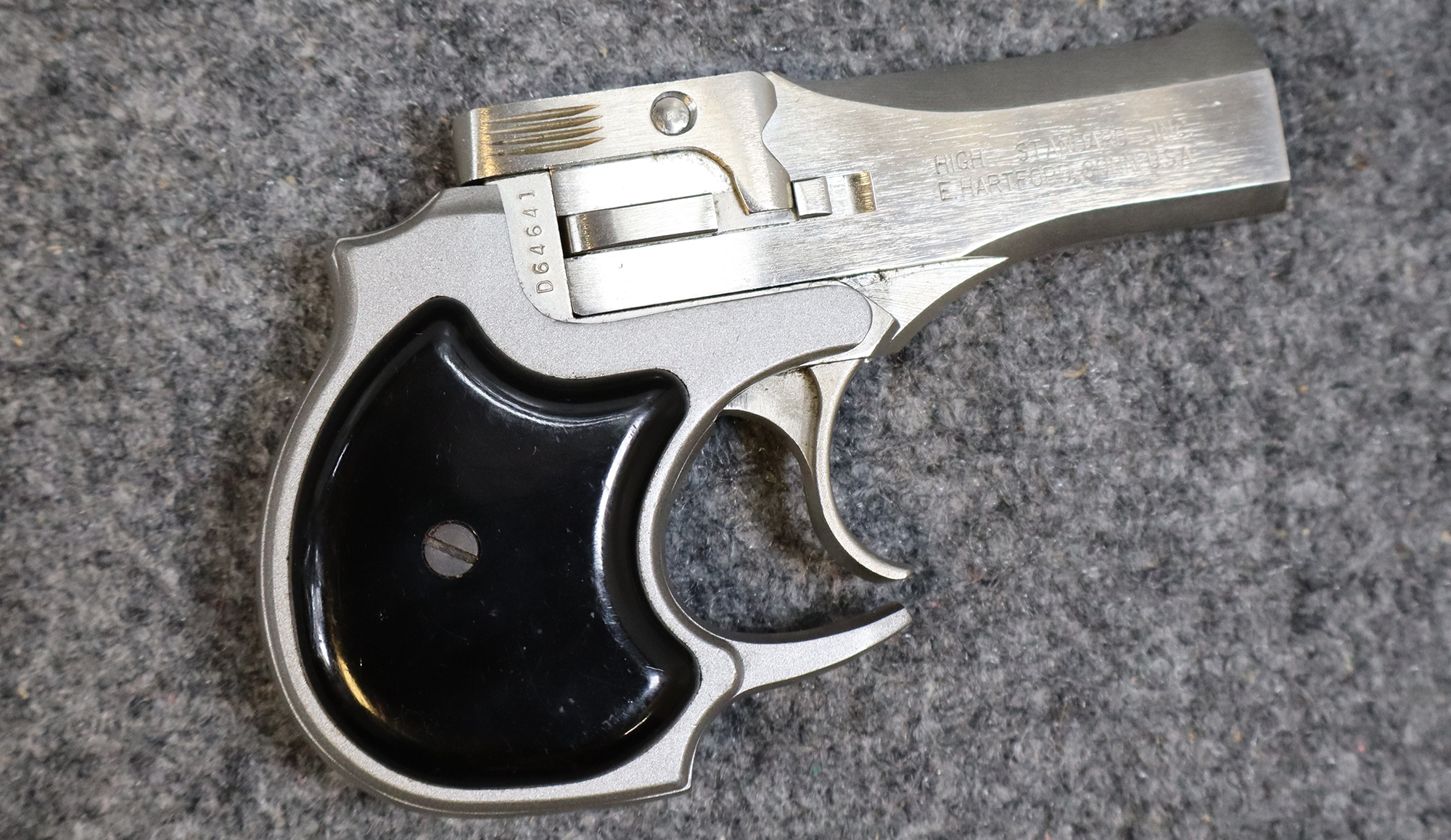 Image of HI Standard ~ Derringer ~ .22 Magnum (SKU: 5025515)
