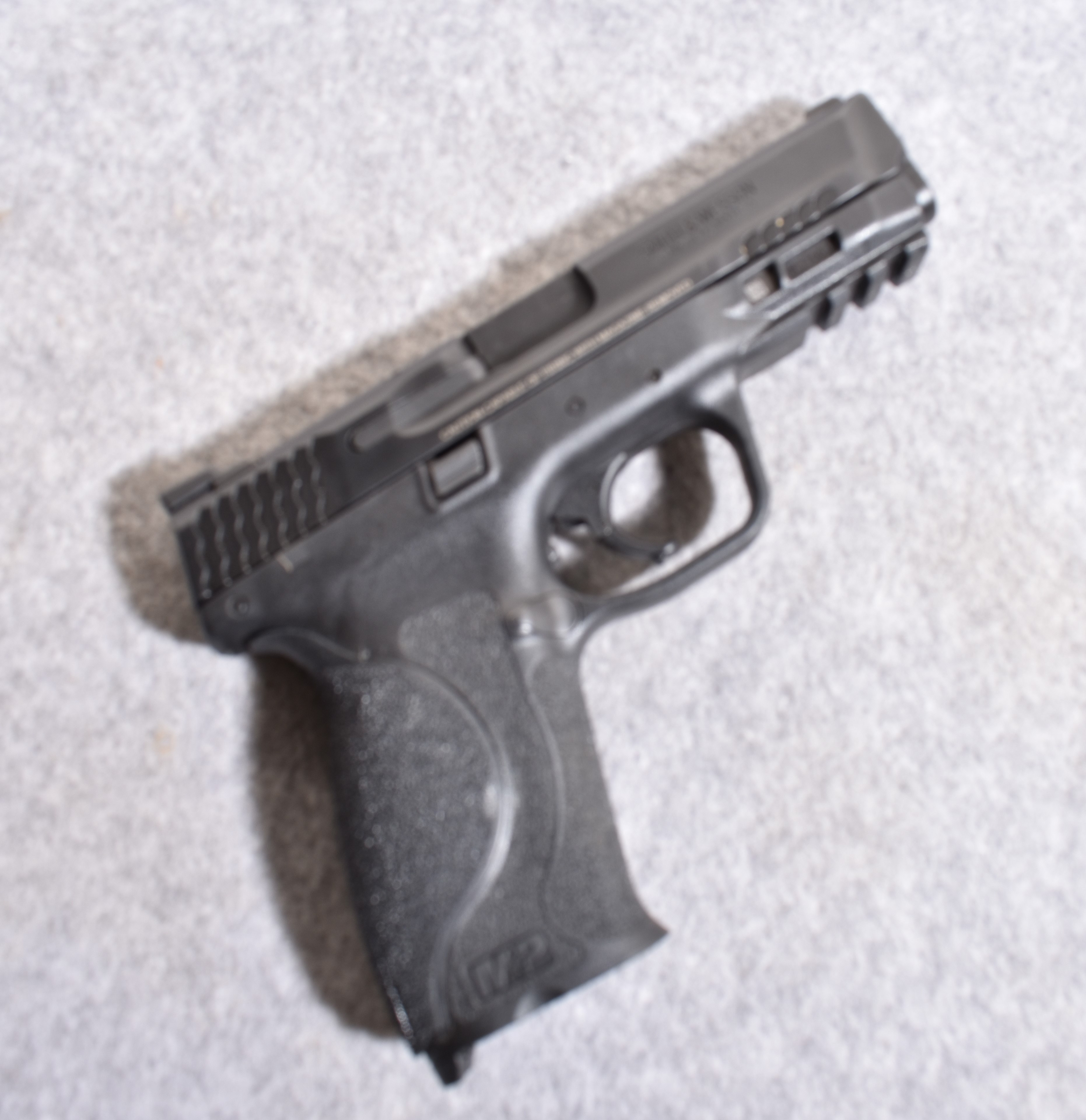 Image of Smith & Wesson M&P 40 .40S&W Semi-Auto Pistol