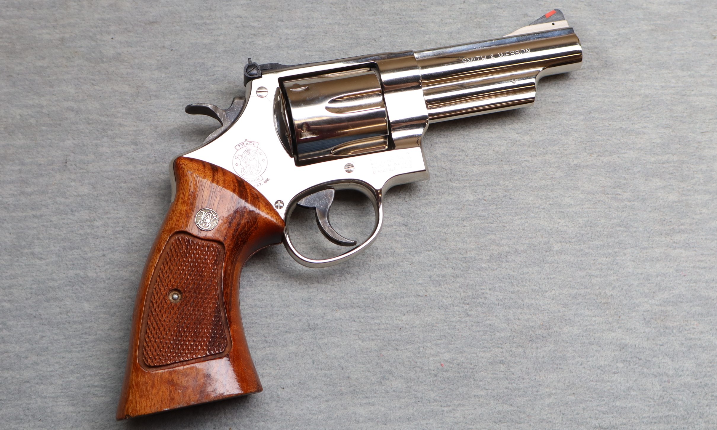 Image of Smith & Wesson ~ Model 29-10 ~ .44 Mag
