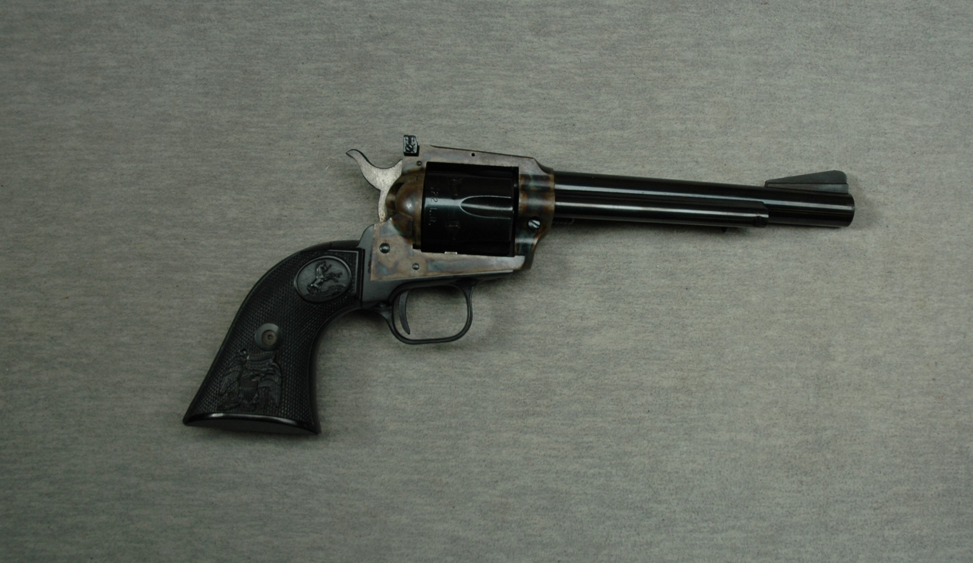 Colt ~ New Frontier (2 Cylinders) ~ .22 Long Rifle/WMR - Colt
