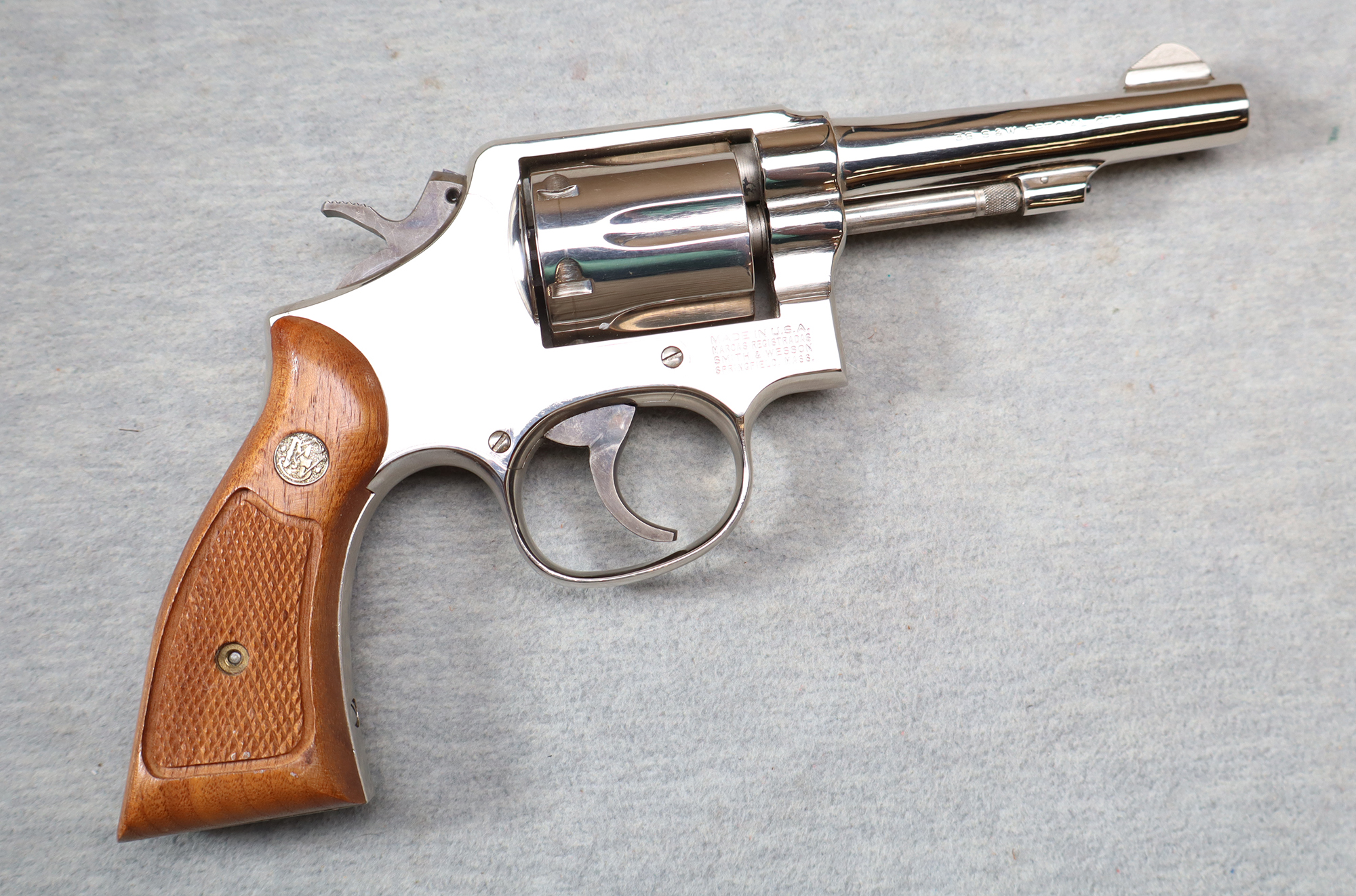 Image of Smith & Wesson ~ Model 10-7 ~ .38 S&W SPC