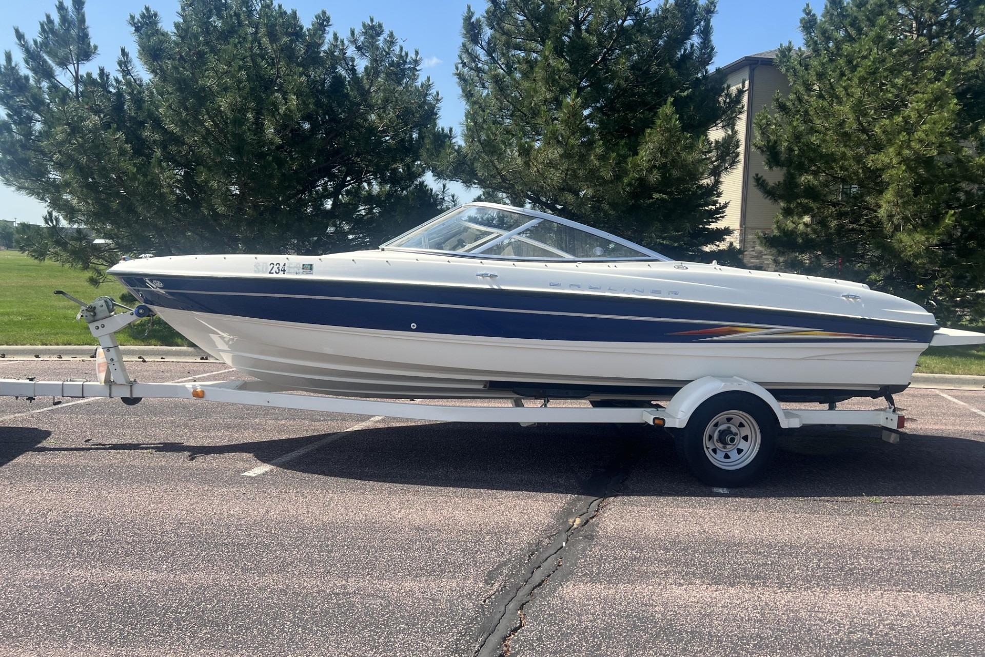 Image of Pre-Owned 2005 Bayliner 205 Bowrider