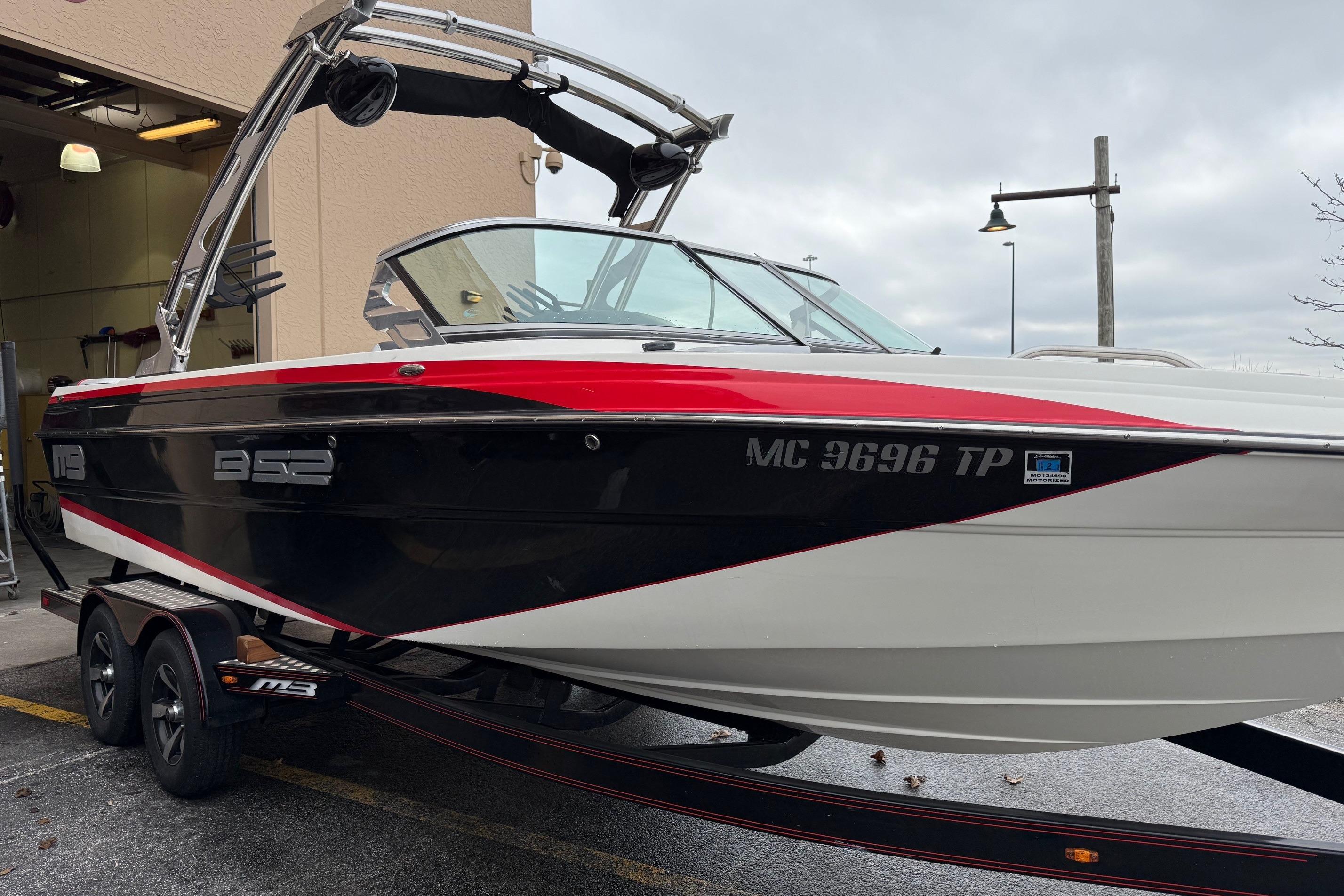 Image of Pre-Owned 2014 MB B523 23V