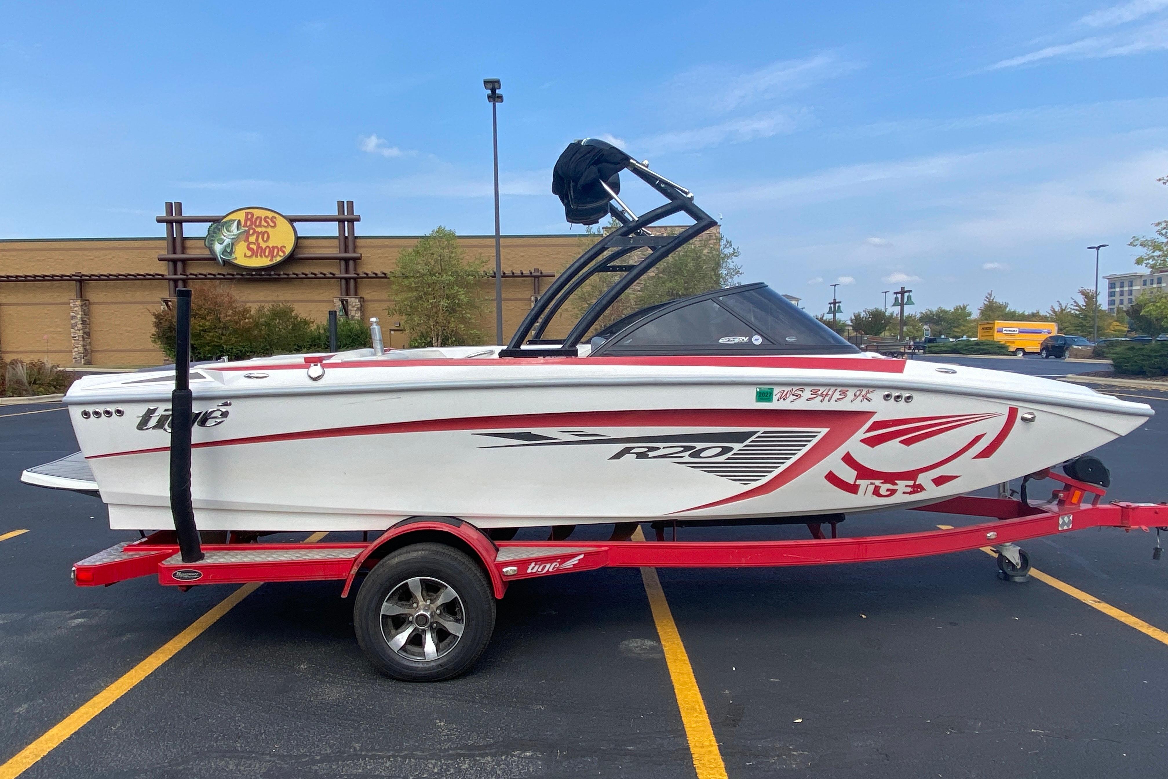 Image of Pre-Owned 2014 Tigé R20