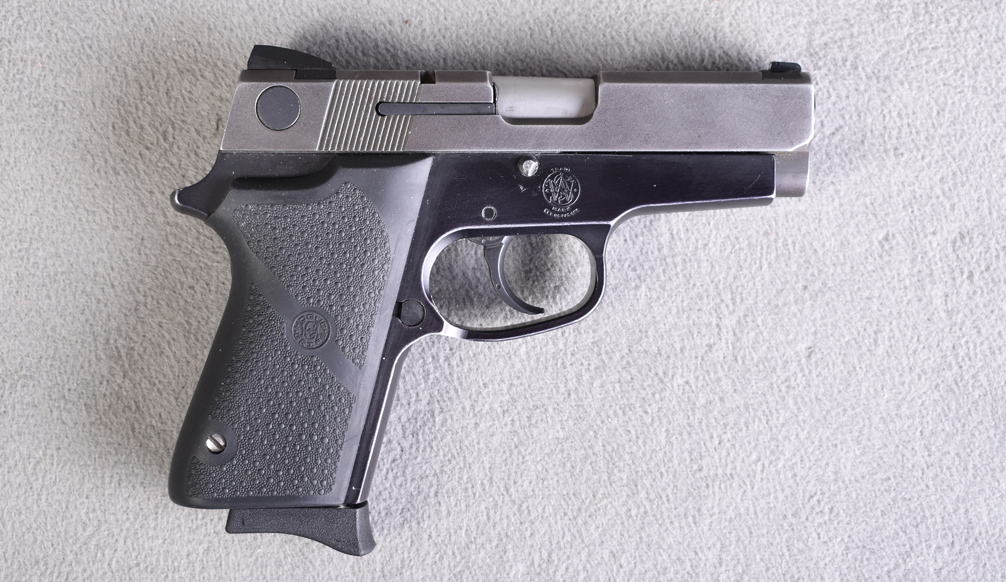 Image of Smith & Wesson ~ 908 ~ 9mm
