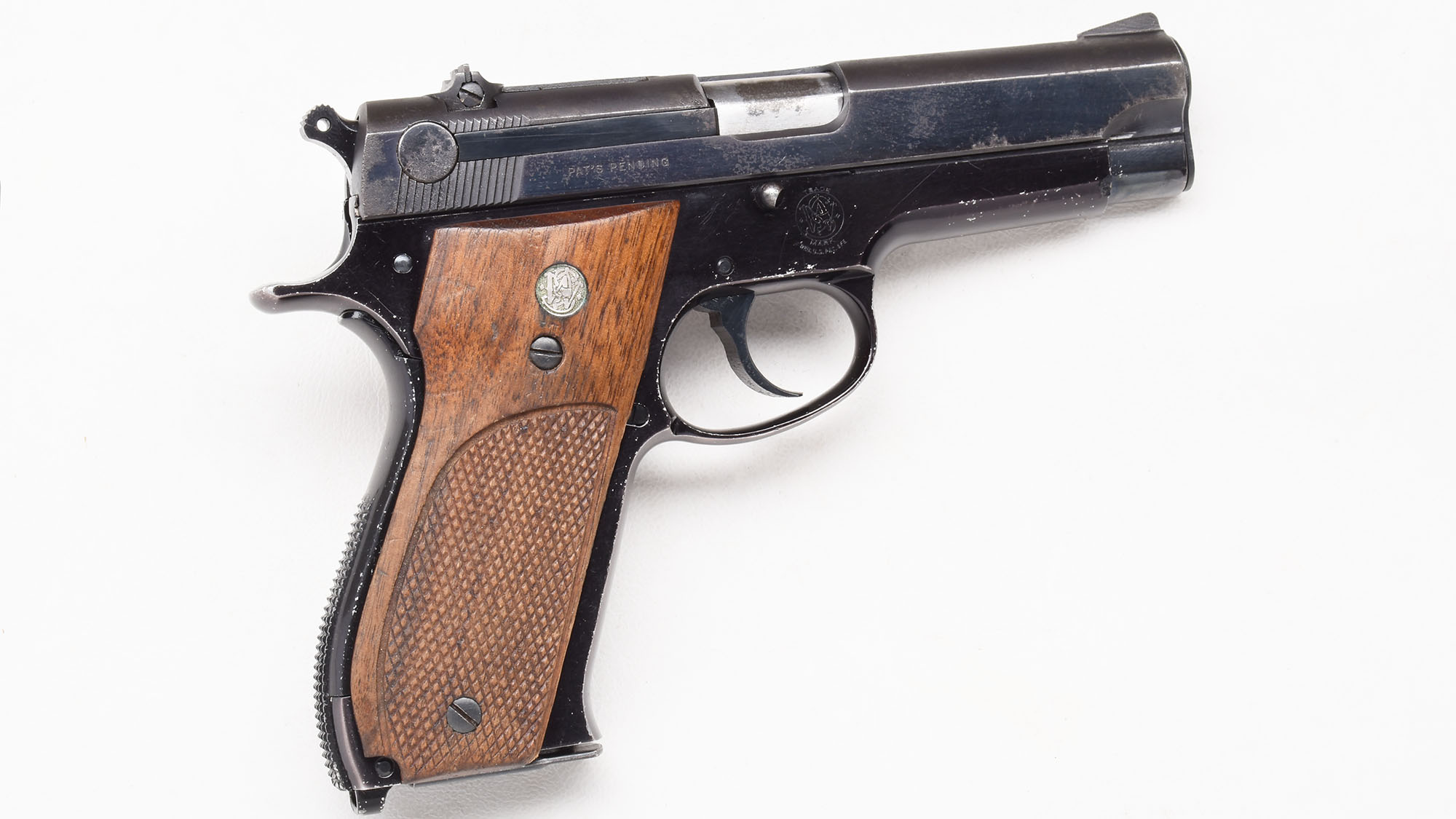 Image of Smith & Wesson ~ Model 39 ~ 9mm Luger
