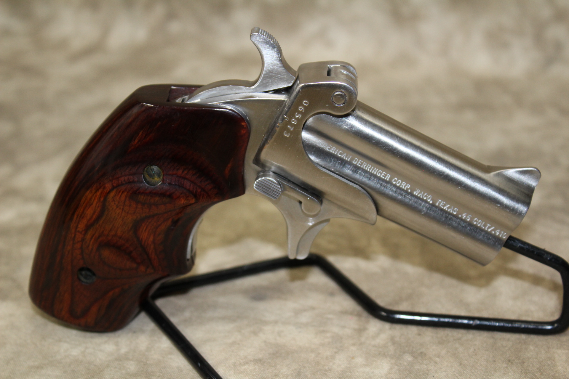 Image of American Derringer~M-1~.45 Colt/.410 Gauge