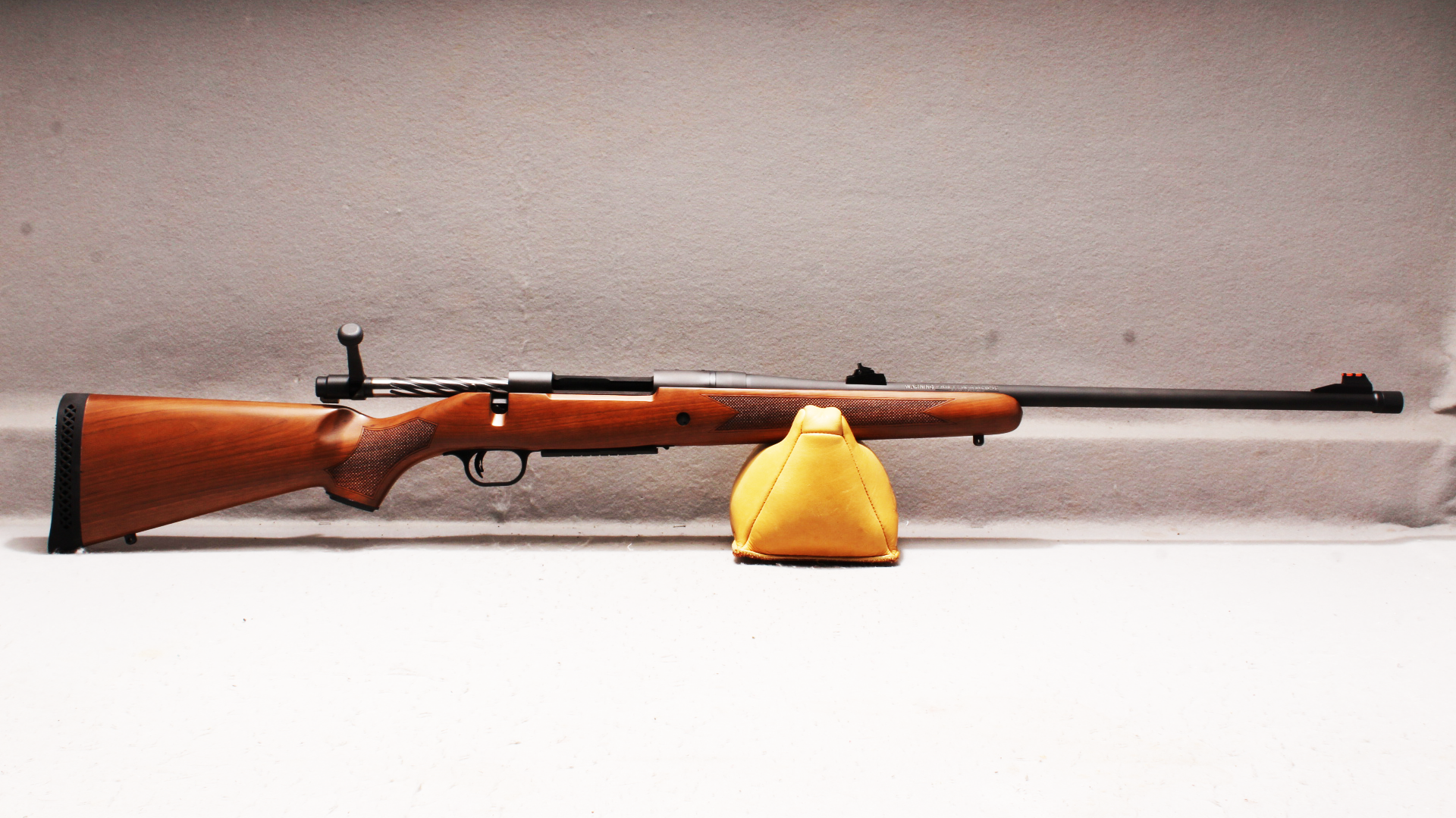 Mossberg Patriot 300 Win Mag - Mossberg