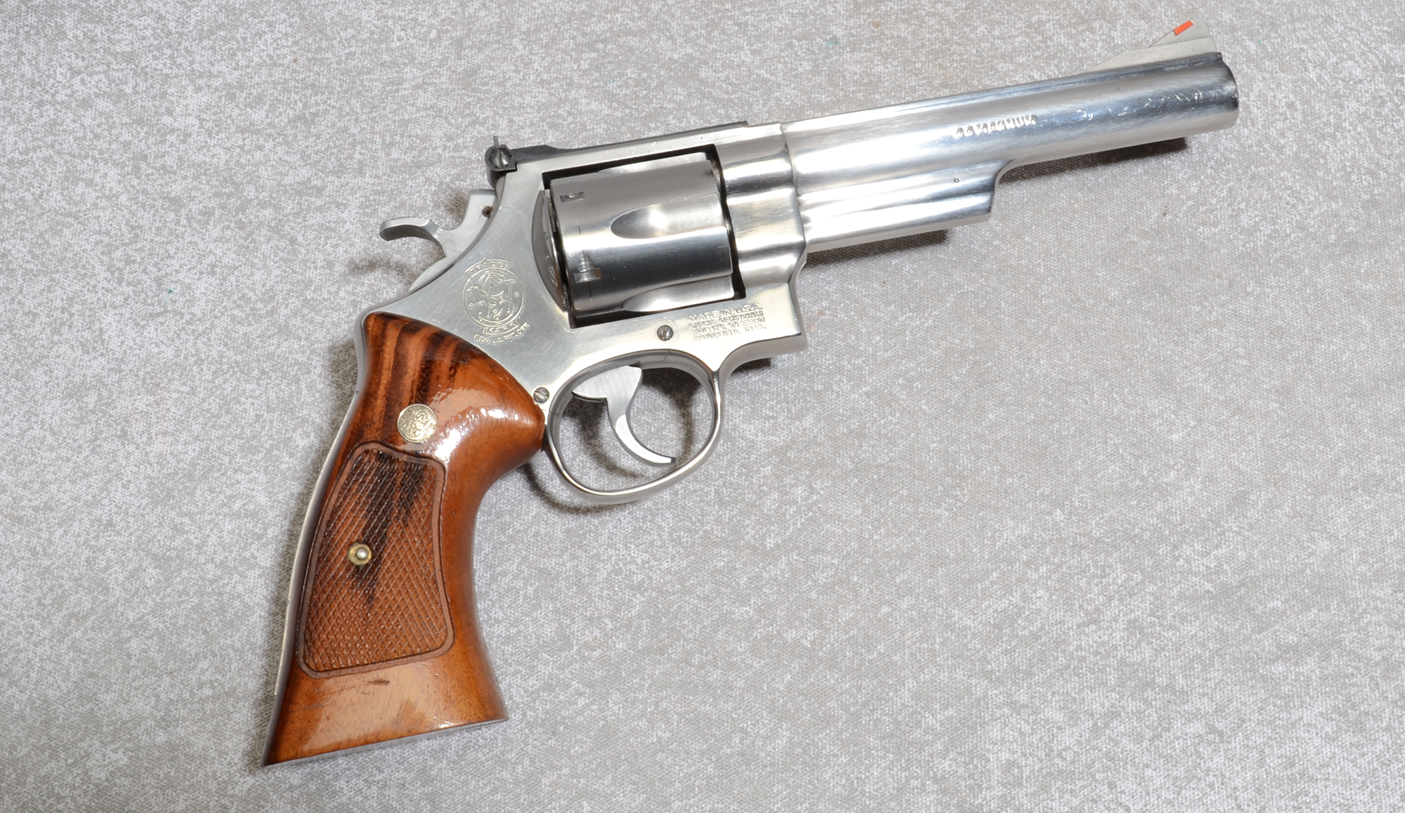 Image of Smith & Wesson 629-1 Pistol, .44 Magnum, 6 inch Barrel