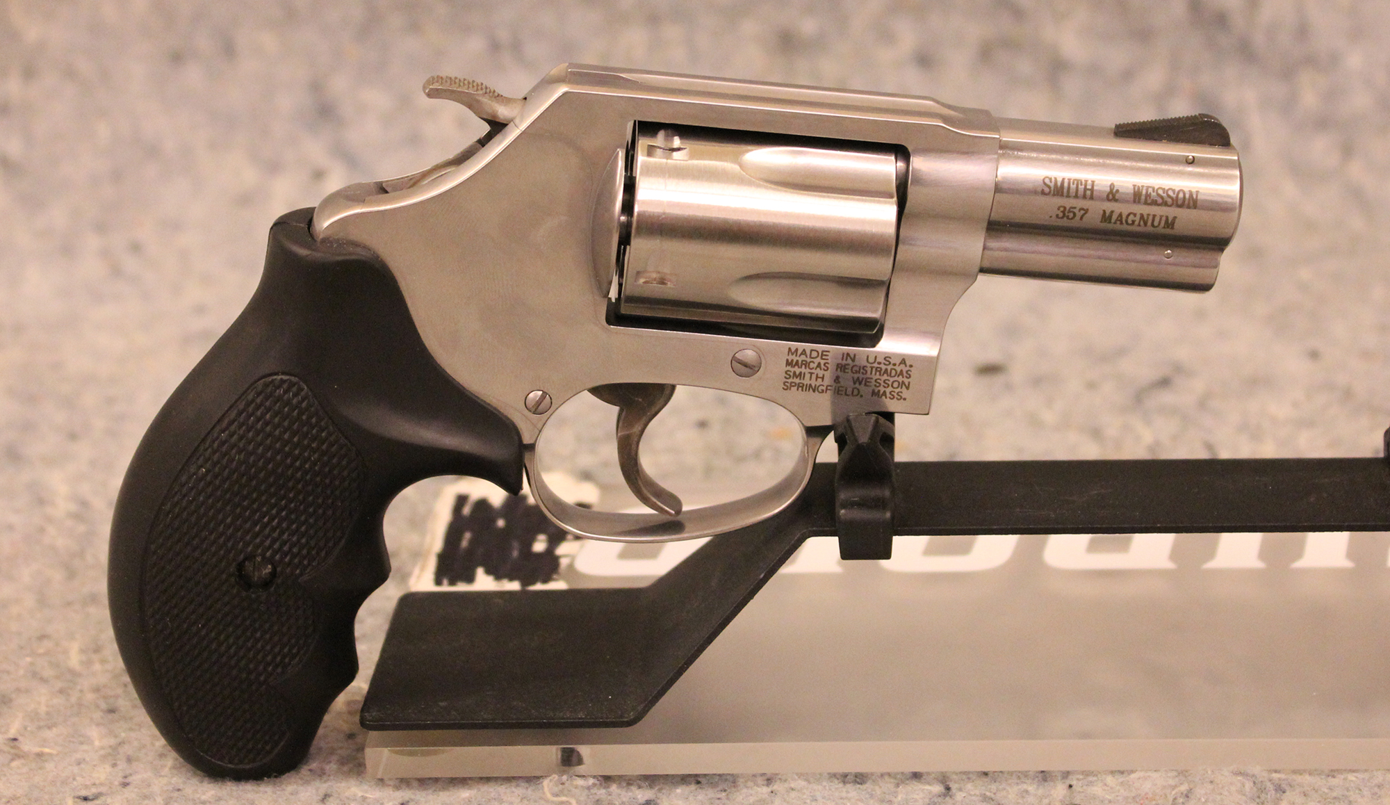 Image of Smith & Wesson ~ 60-14 ~ .357 Magnum