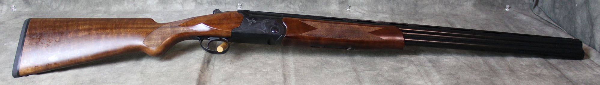 Image of Dickinson Arms ~ Hunter ~ 12