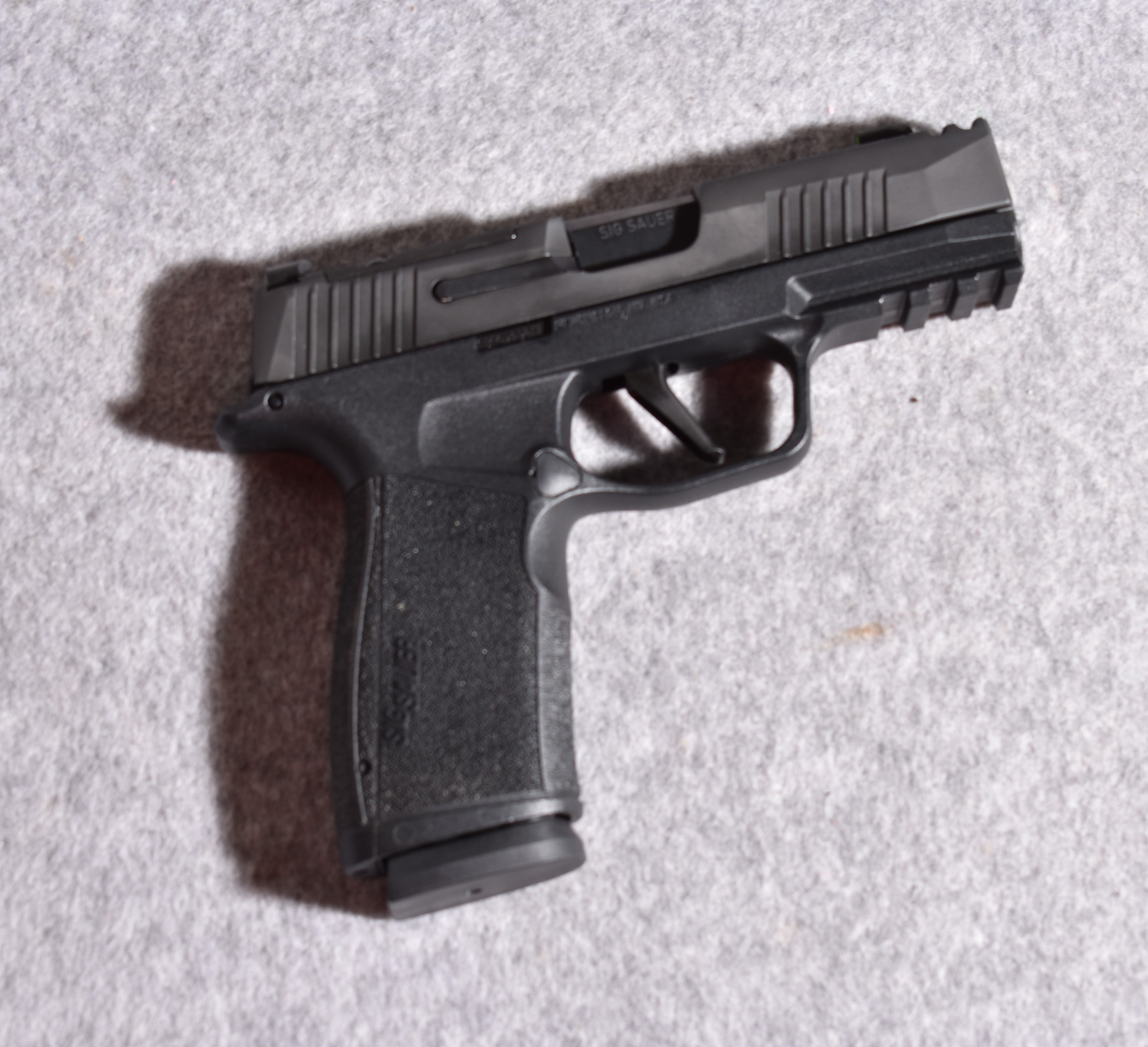 SIG Sauer P365X Macro 9mm Semiautomatic Pistol - Sig Sauer