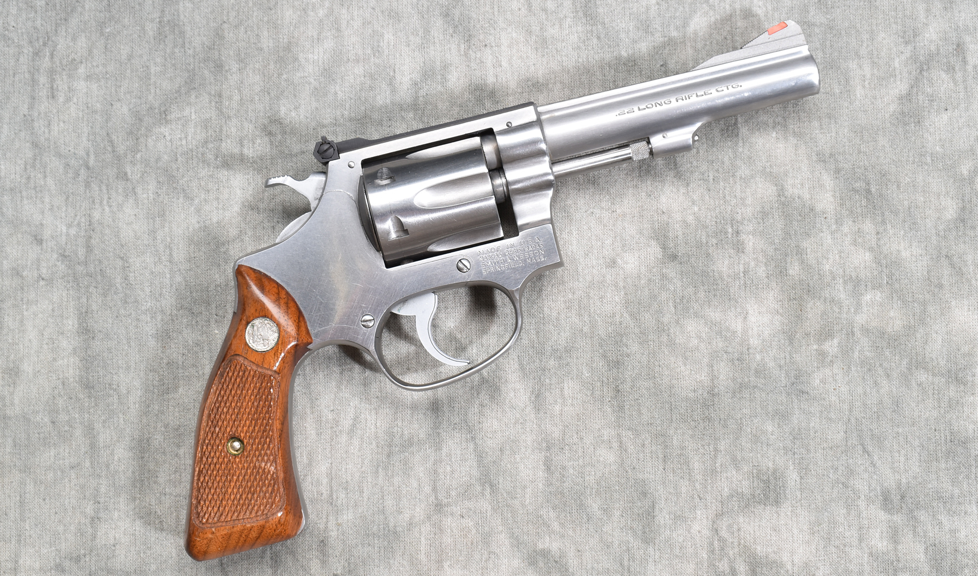 Image of "SMITH & WESSON ~ 63 ""KIT GUN"" ~ .22 LONG RIFLE"