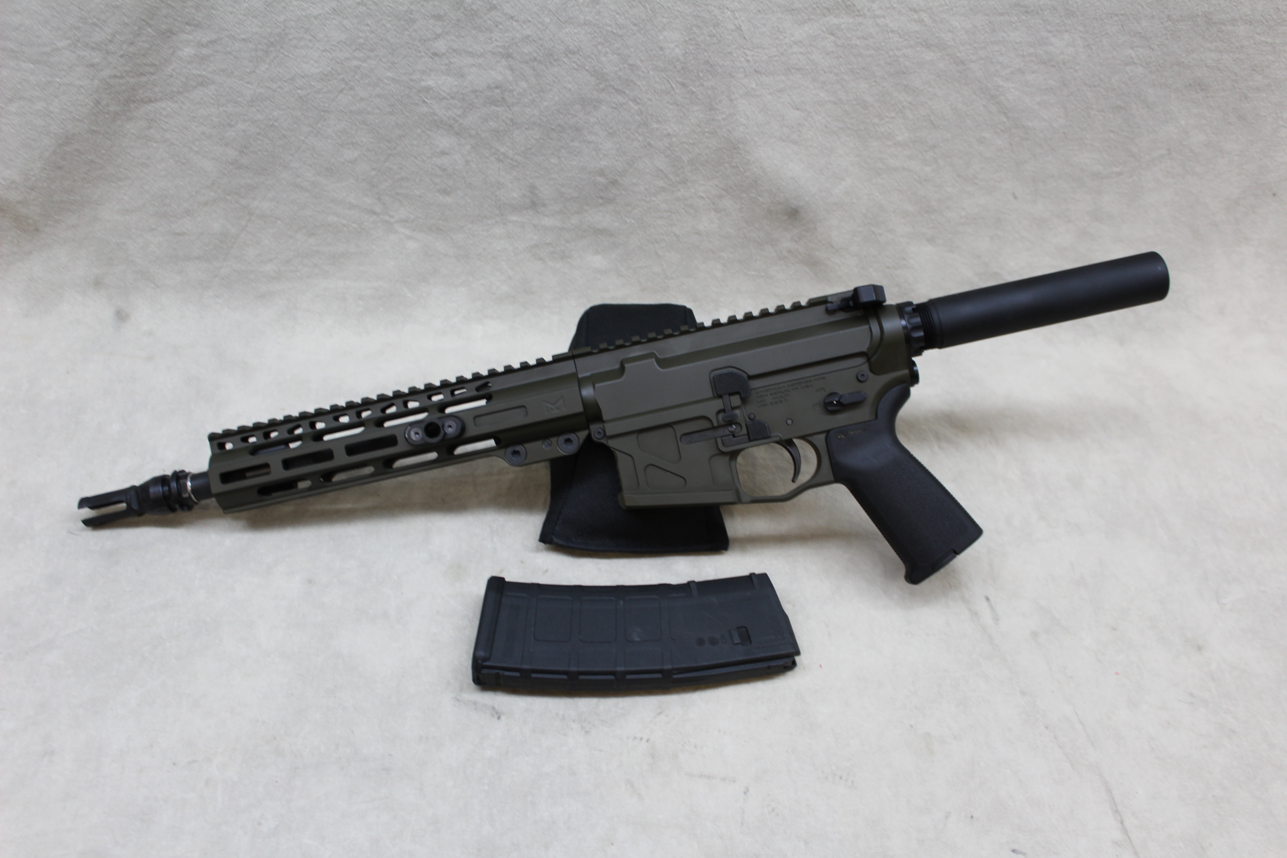 Image of American Defense UIC ~.223 Wylde ~