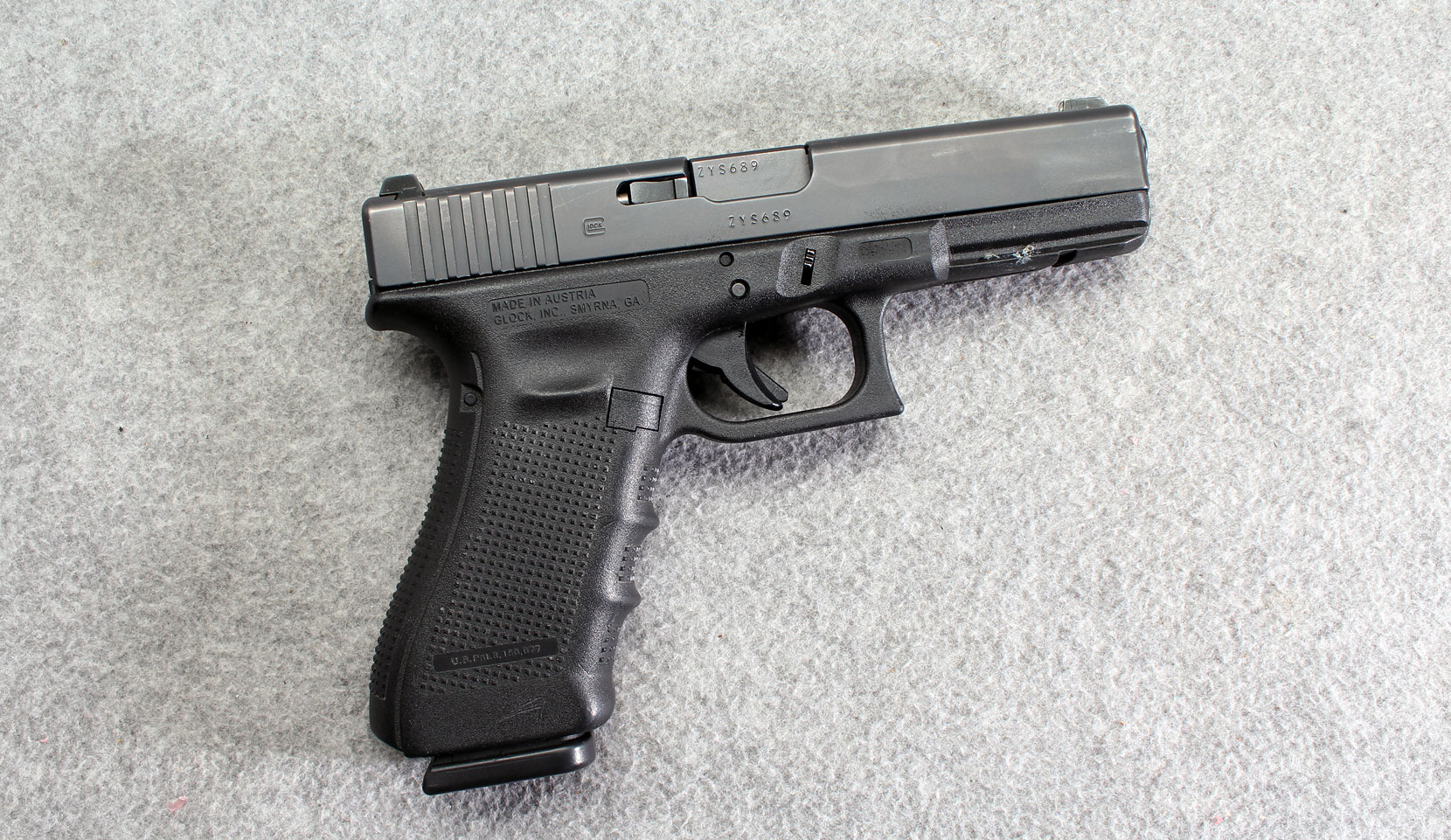 Glock ~ 22 Gen 4 ~ .40 S&ampW - Glock