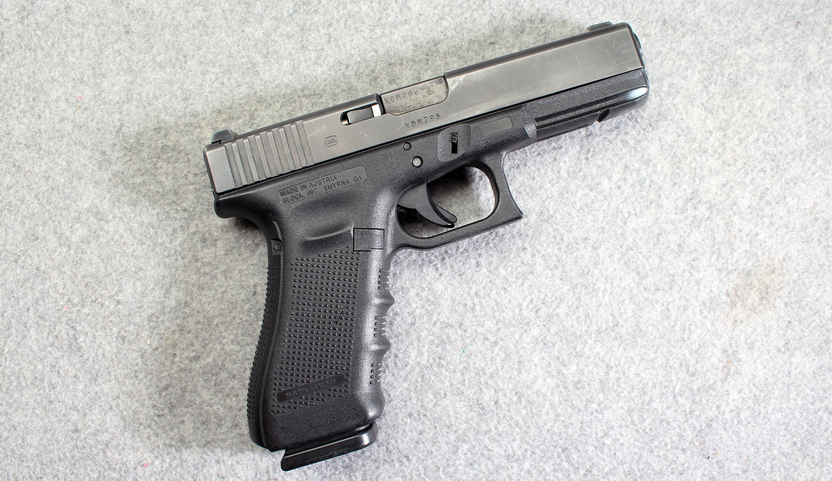Glock ~ 22 Gen 4 ~ .40 S&ampW - Glock