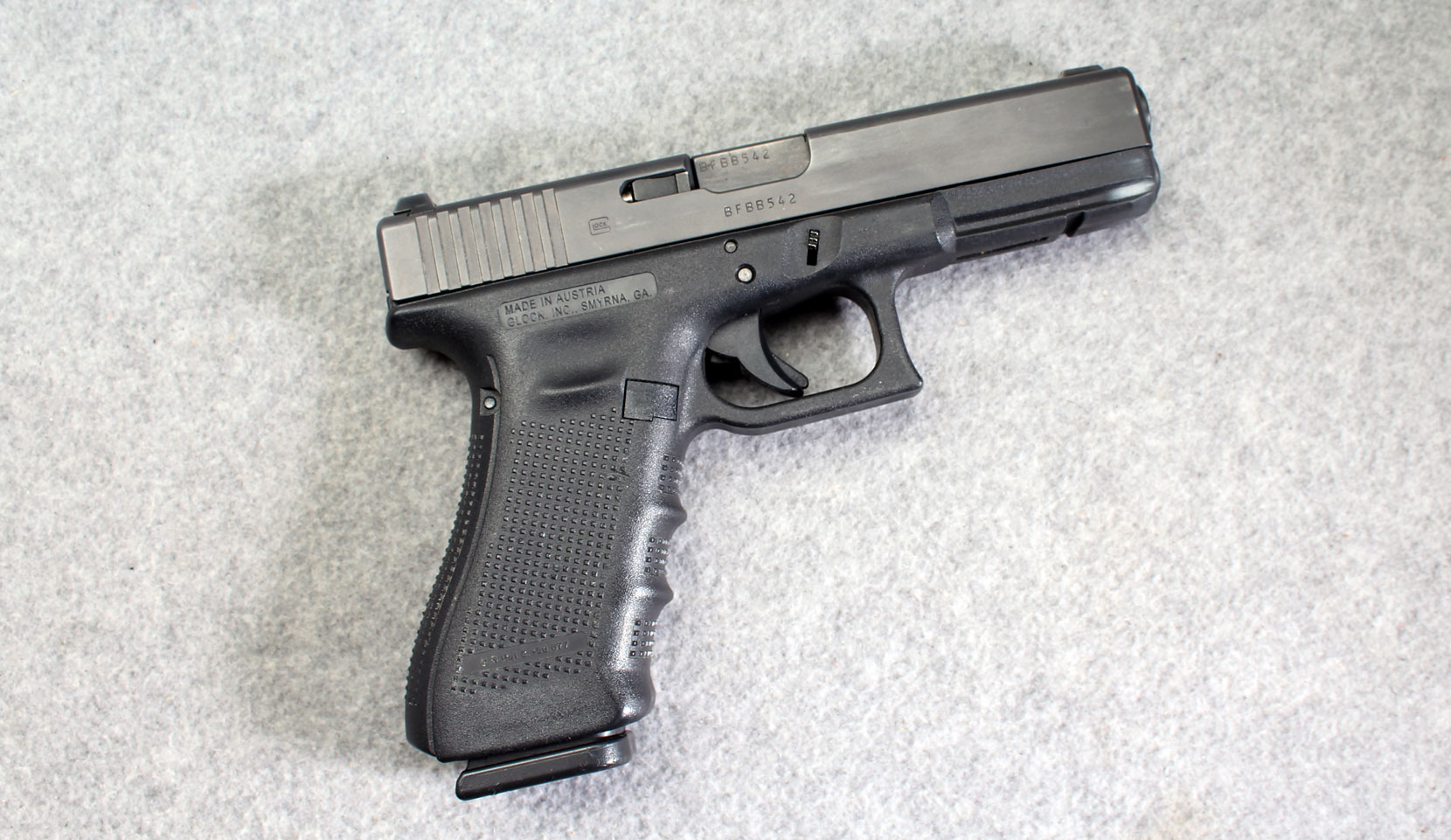 Glock ~ 22 Gen 4 ~ .40 S&ampW - Glock