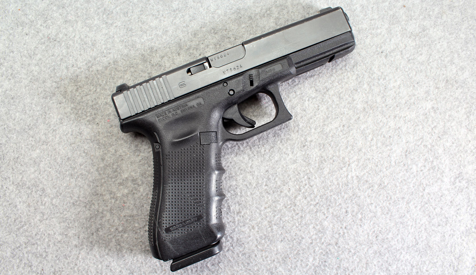 Glock ~ 22 Gen 4 ~ .40 S&ampW - Glock