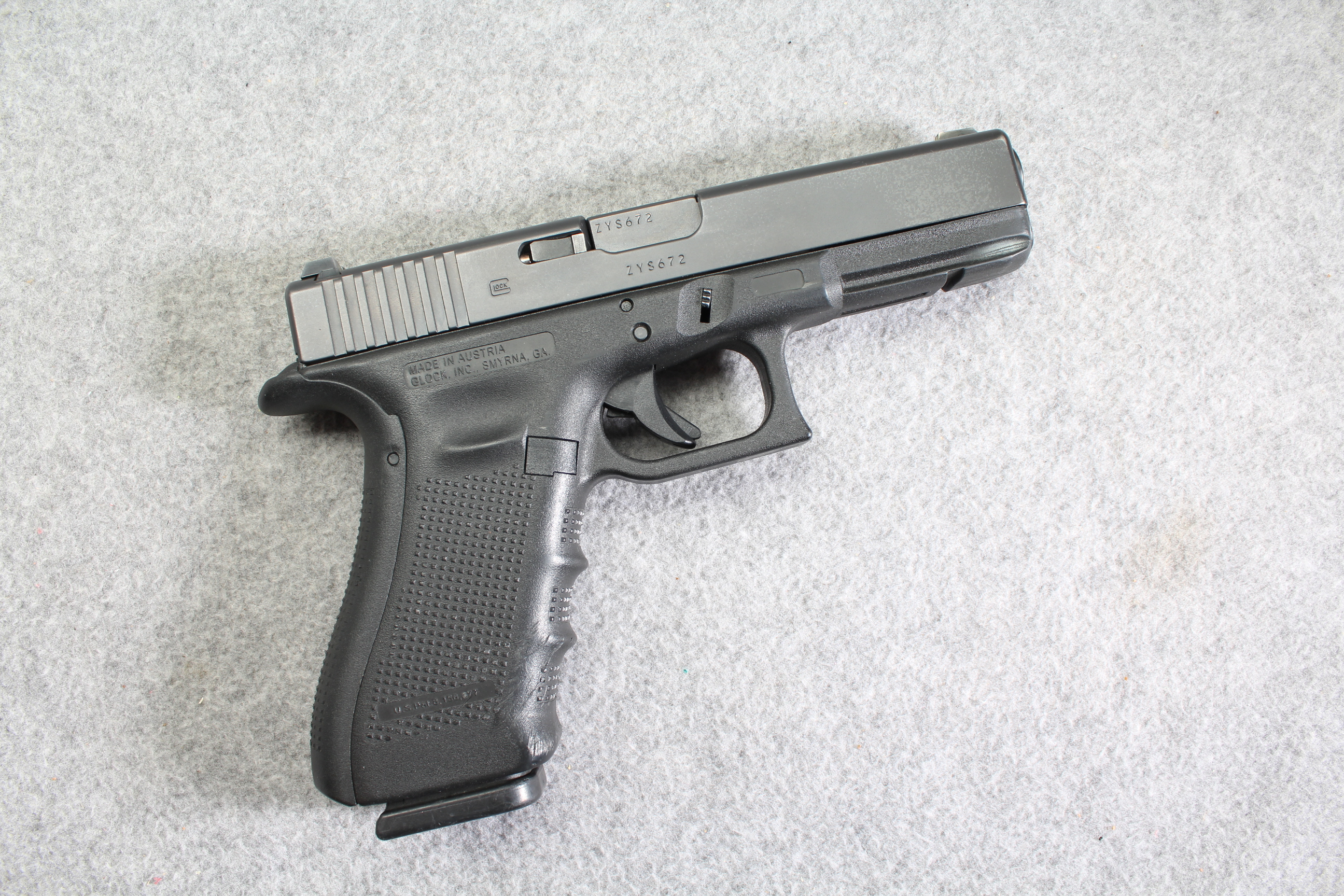 Glock ~ 22 Gen 4 ~ .40 S&ampW - Glock