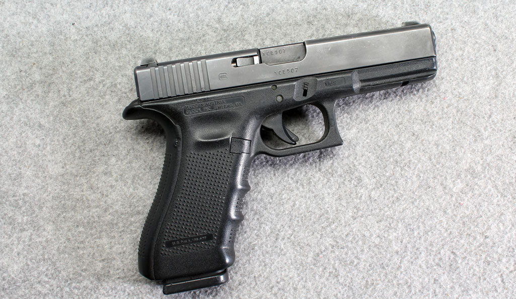 Glock ~ 22 Gen 4 ~ .40 S&ampW - Glock