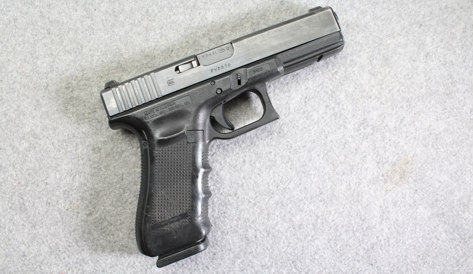 Glock ~ 22 Gen 4 ~ .40 S&ampW - Glock