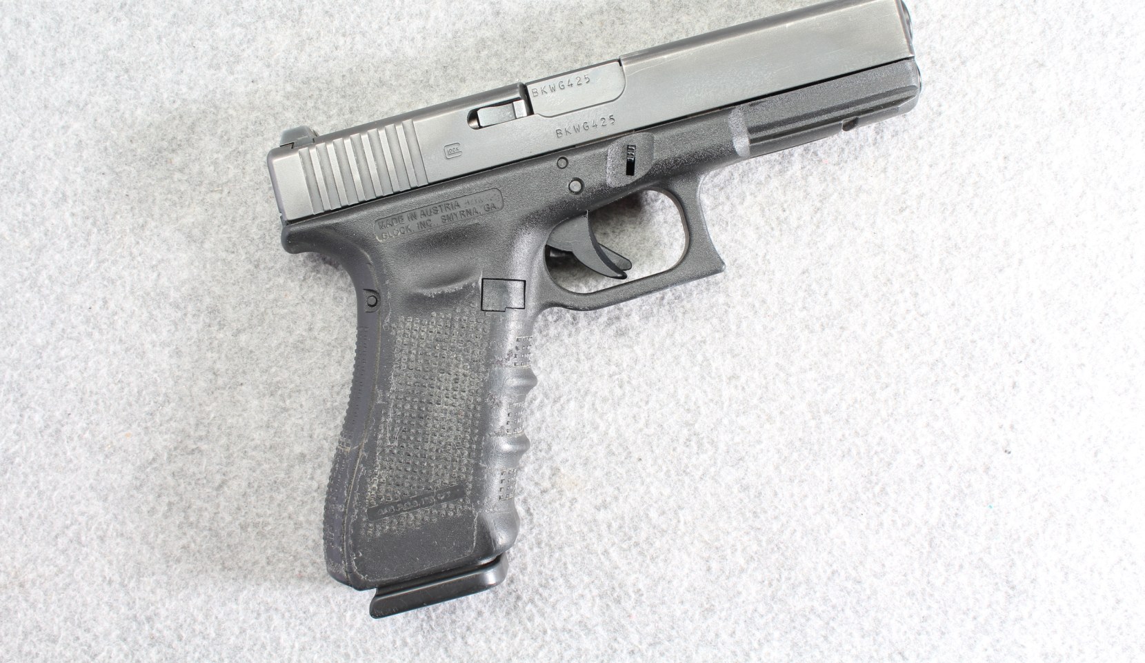 Glock ~ 22 Gen 4 ~ .40 S&ampW - Glock