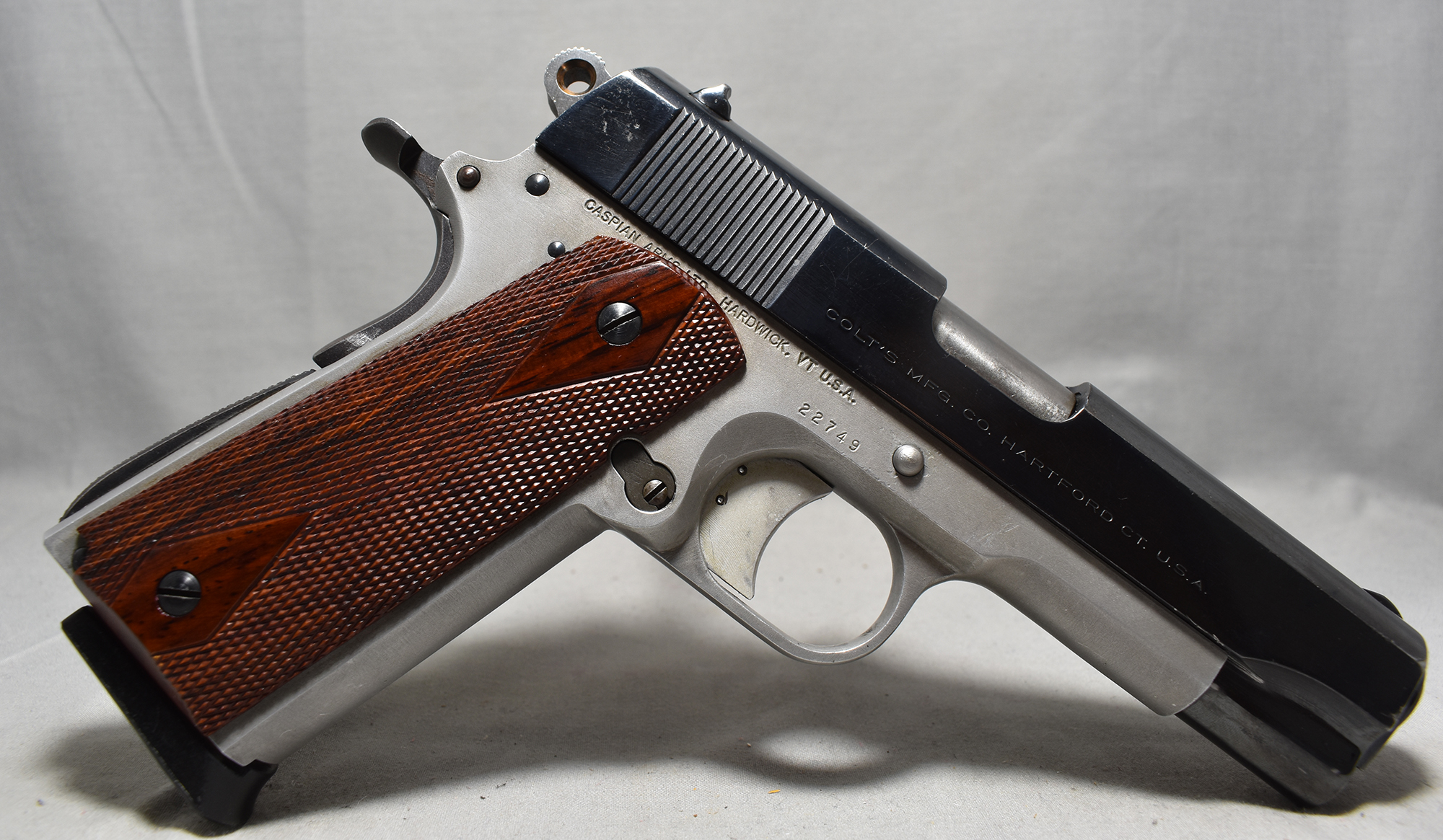 Image of Colt ~ Commander Model ~ .45 Auto