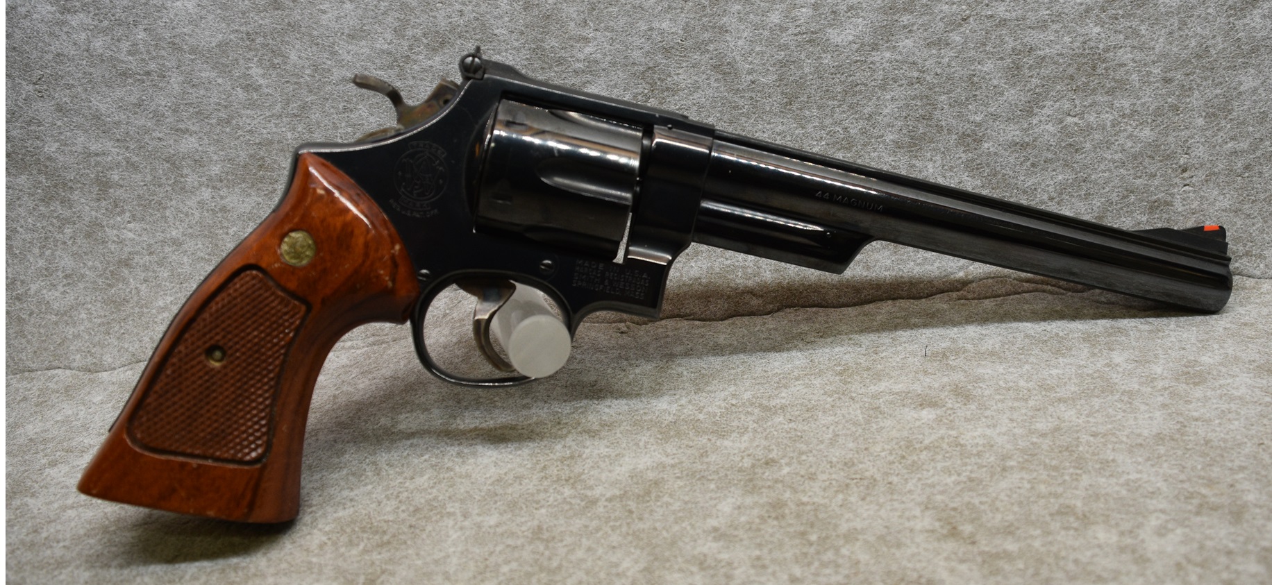 Image of Smith & Wesson ~ Model 29-2 ~ .44 Magnum