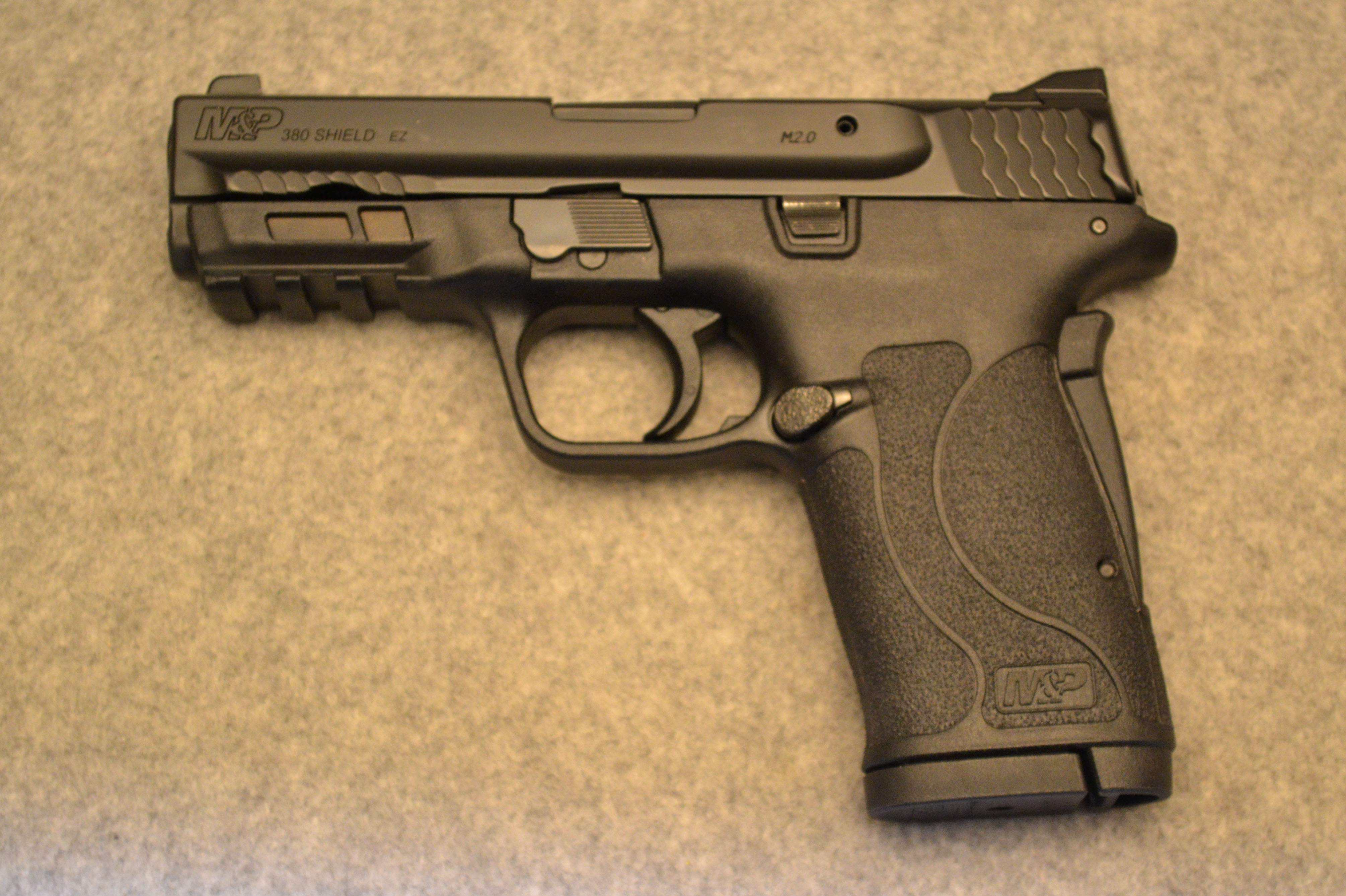 Image of Smith & Wesson 380 Shield