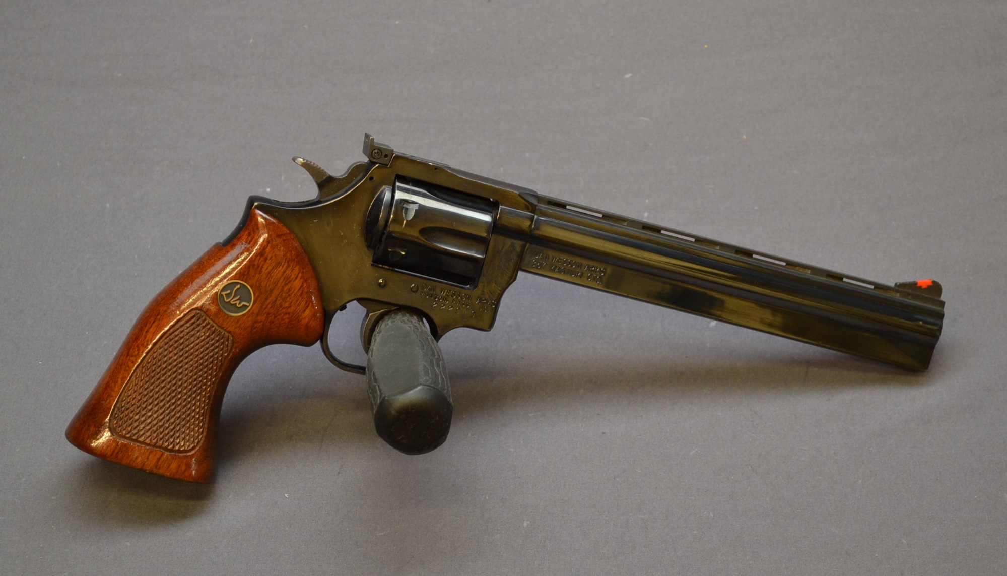 Image of DAN WESSON~MODEL 15~.357 MAG