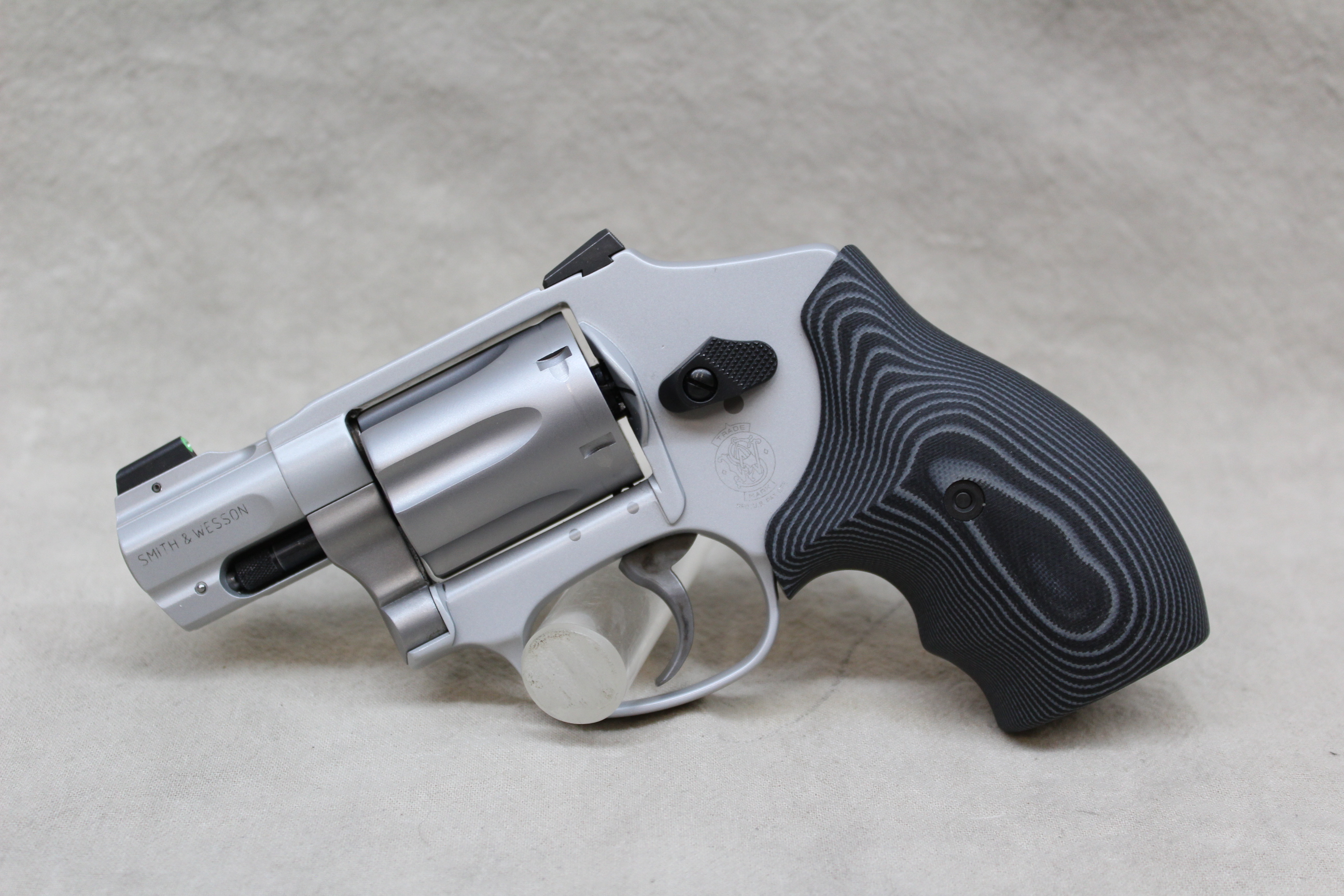 Image of Smith & Wesson 632-UC ~ .32 H&R Mag ~
