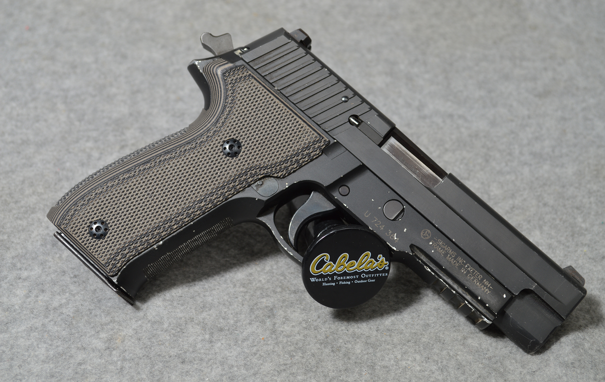 SIG Sauer ~ P226 ~ 9 MM Luger - Sig Sauer