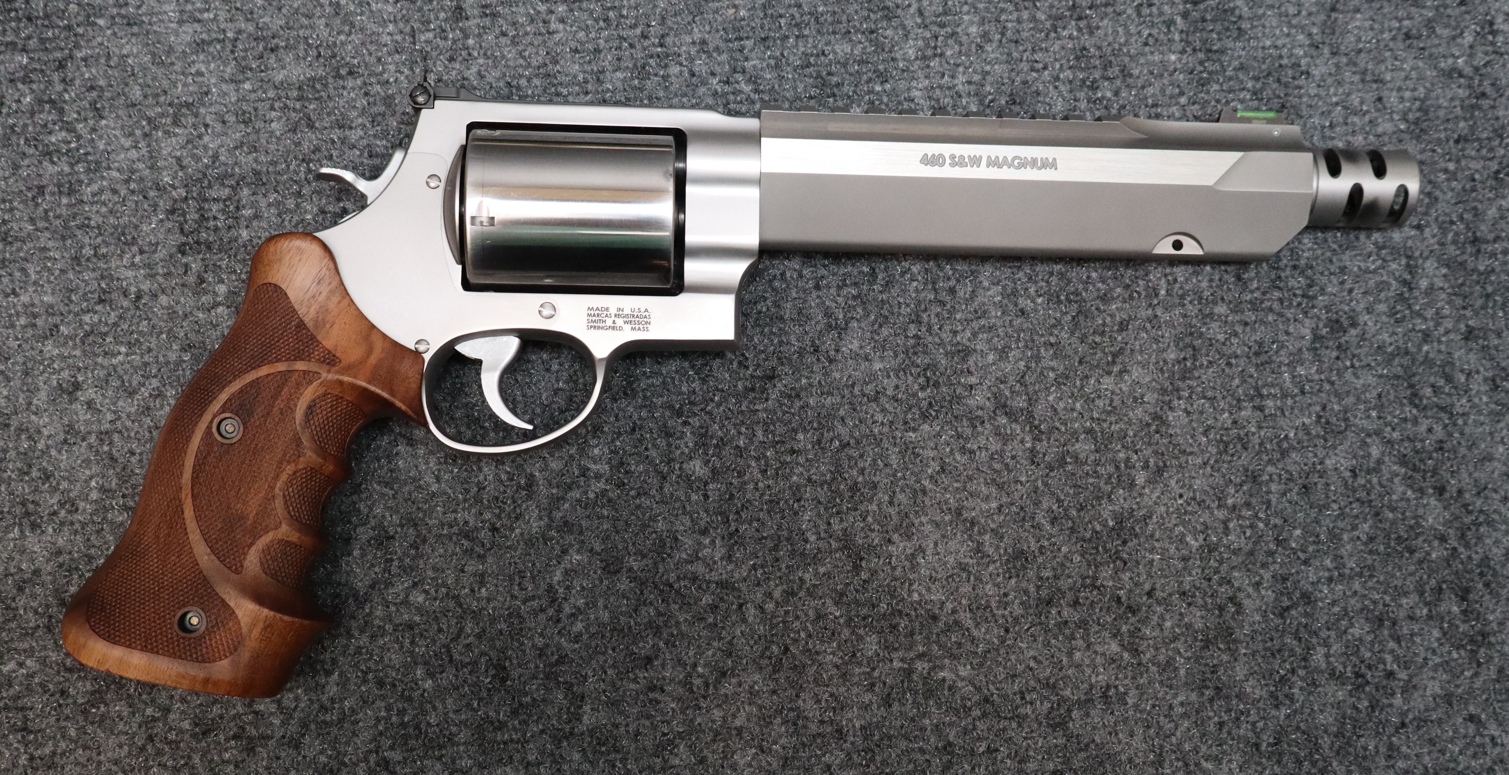 Image of Smith & Wesson ~ Perfromance Center Model 460 ~ .460 S&W Magnum