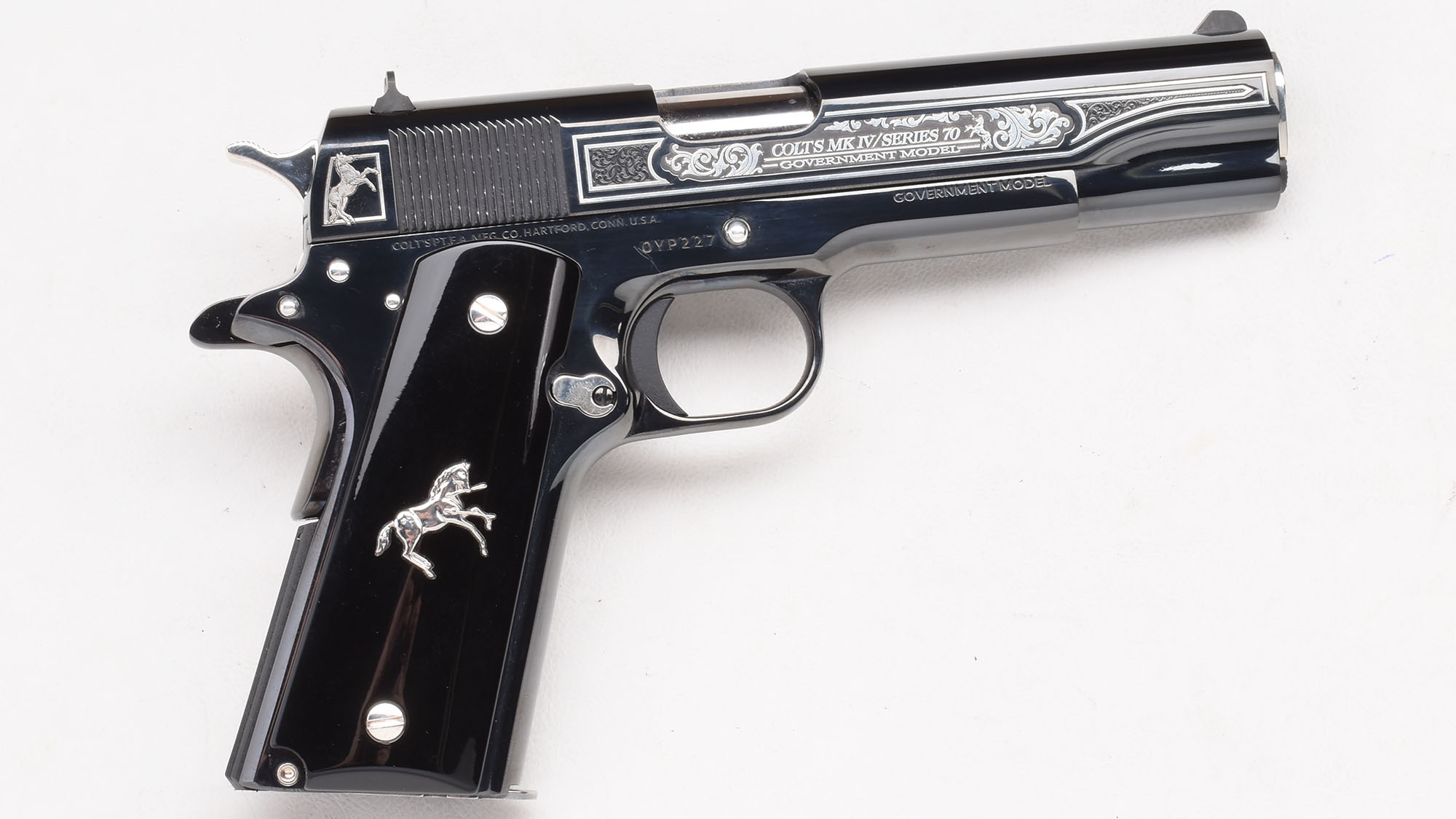 Image of "Colt ~ Government ""Oscuro y Plata"" ~ .38 Super"