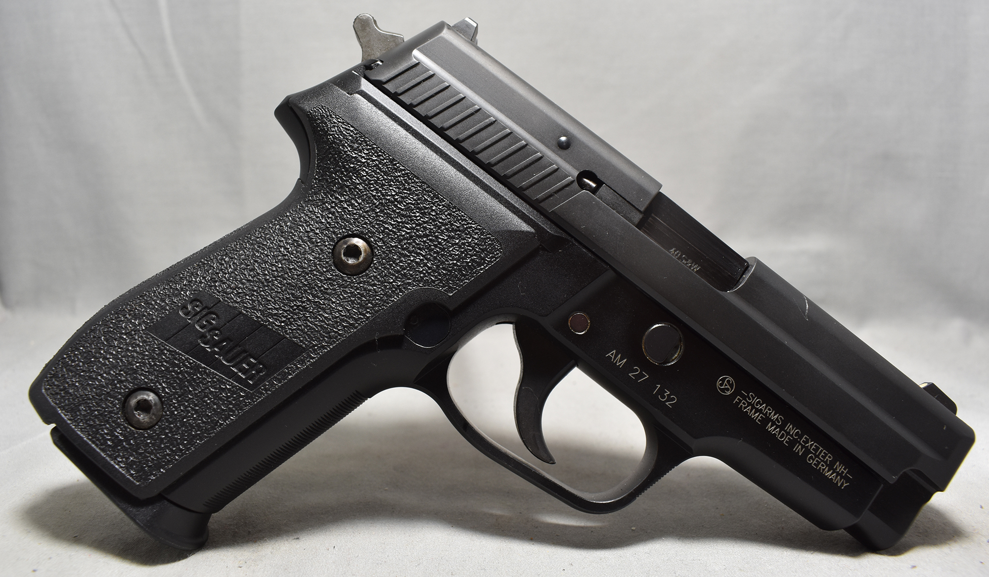Sig Sauer ~ P229 ~ .40 S&ampW - Sig Sauer