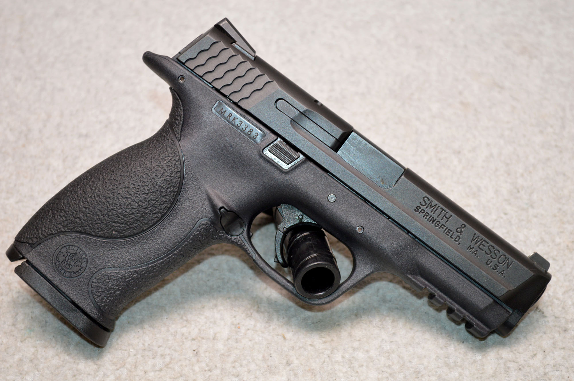 Smith &Wesson ~ M&ampP 9 (first gen) ~ 9mm Luger - Smith & Wesson