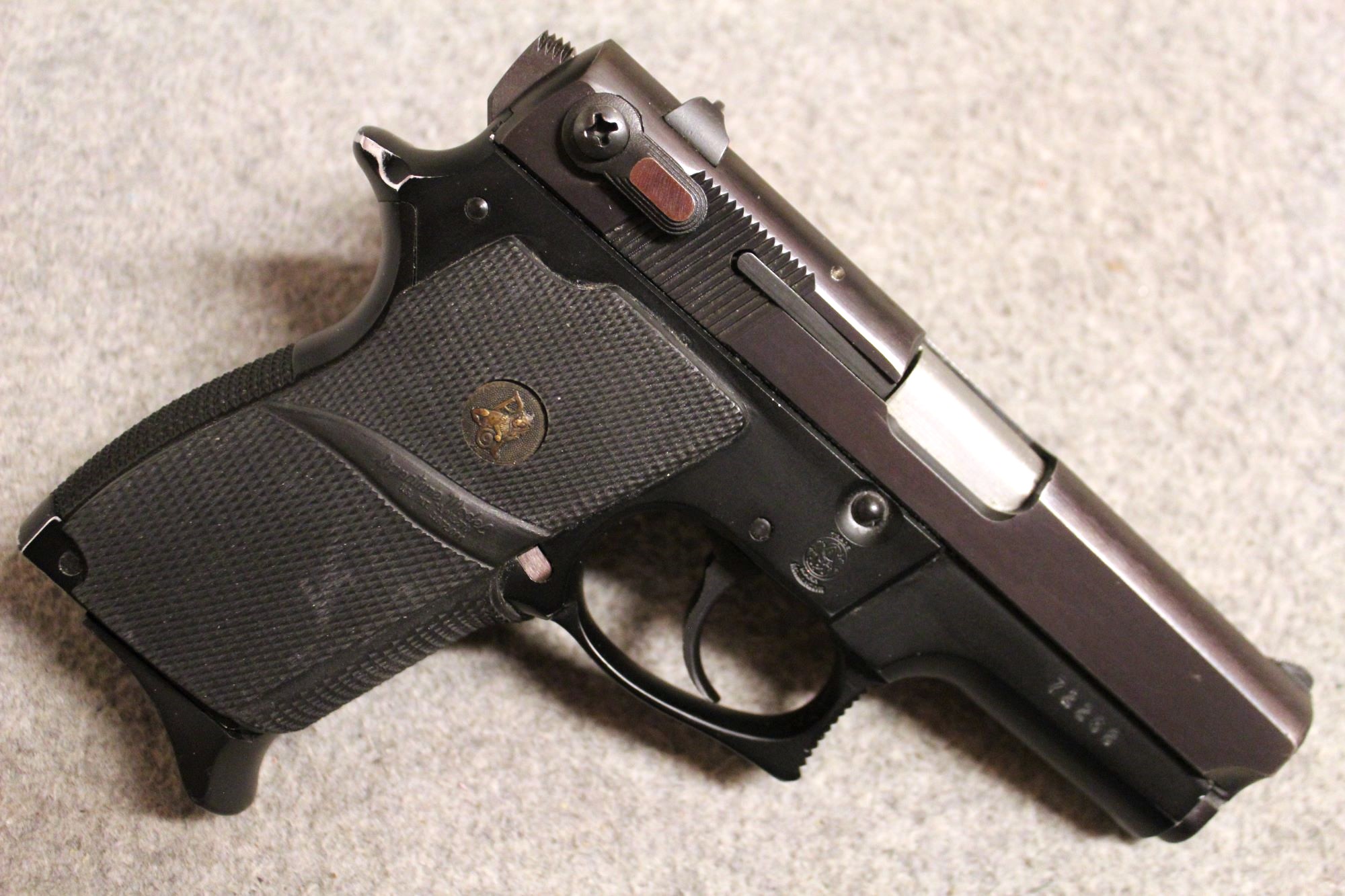 S&ampW ~ 469 ~ 9mm Luger - 