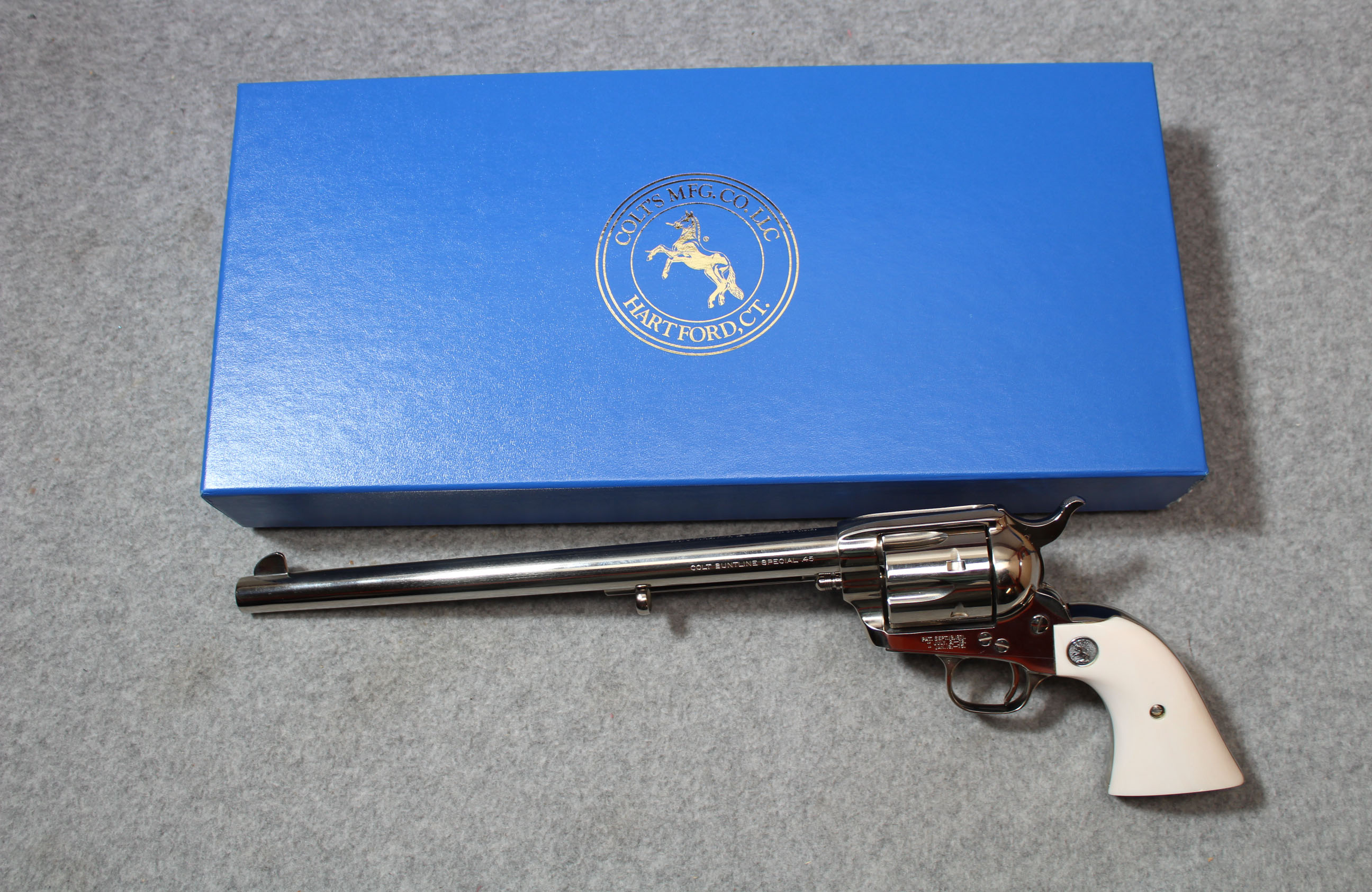 Colt ~ Buntline Special ~ .45 Long Colt ~ Revolver - Colt