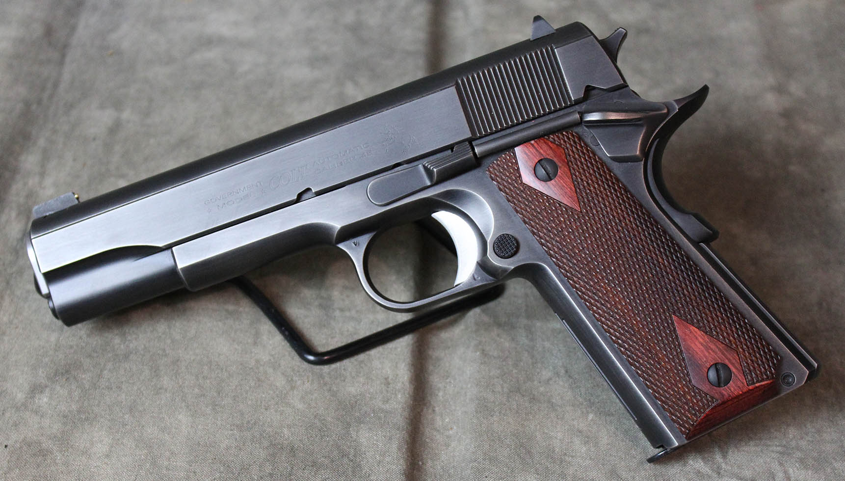 Colt ~ Colt Government ~ .45 - Colt