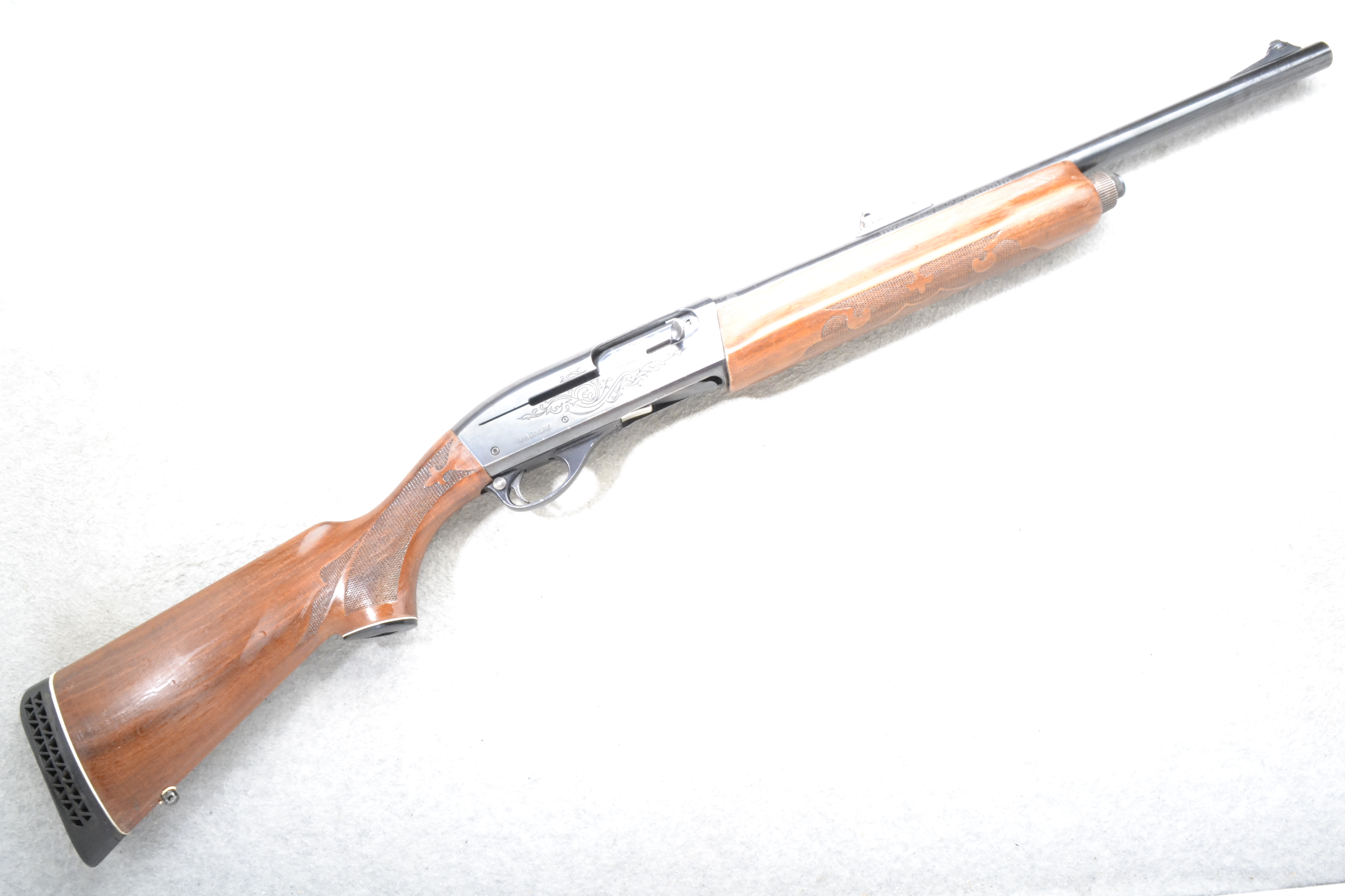 Remington ~ 1100 ~ 12 Gauge - Remington