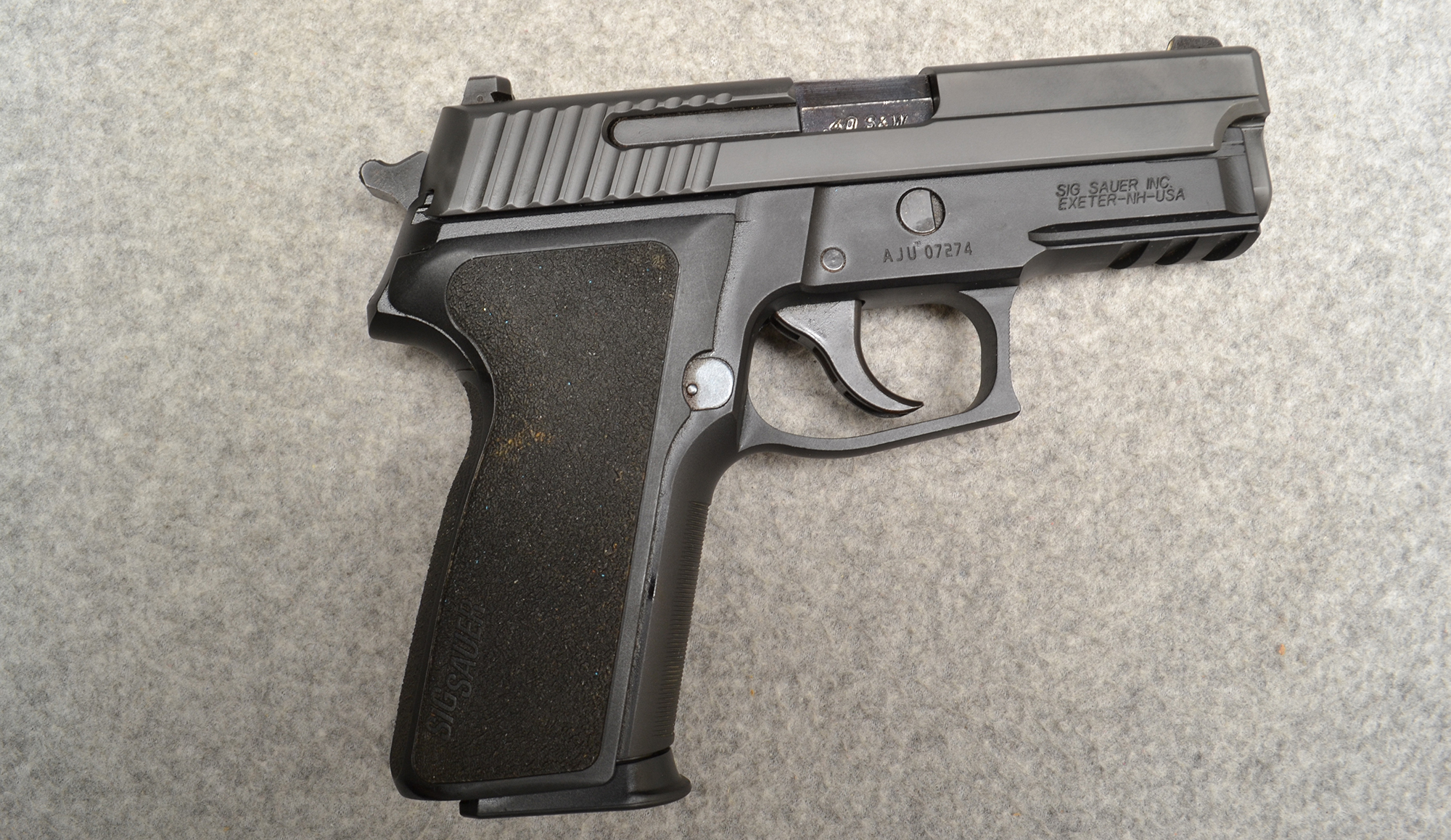 SIG Sauer ~ P229 ~ .40 S&ampW - Sig Sauer
