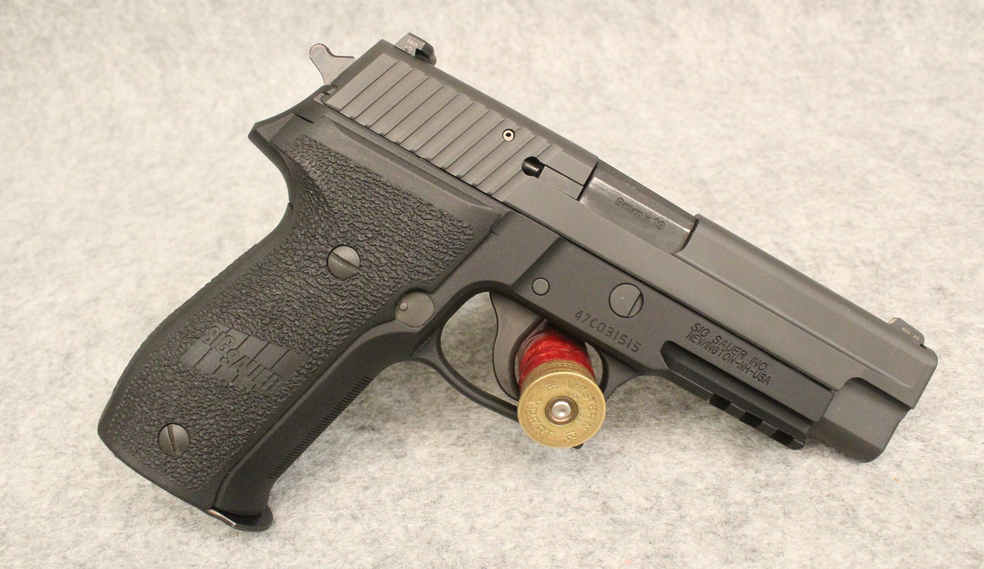 SIG SAUER ~ P226 ~ 9MM LUGER - Sig Sauer