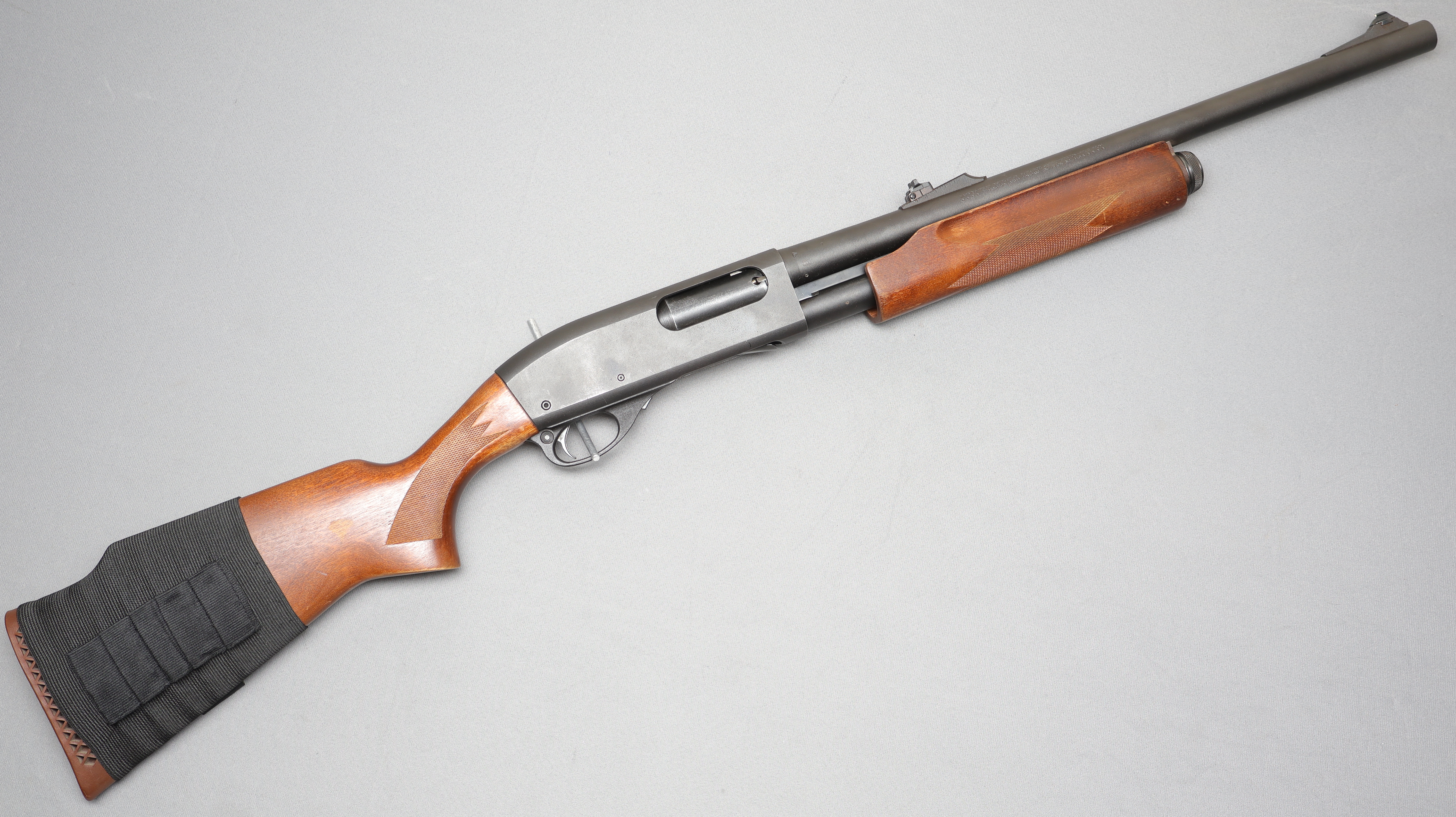 Remington 870 Express Magnum 12 GA - Remington